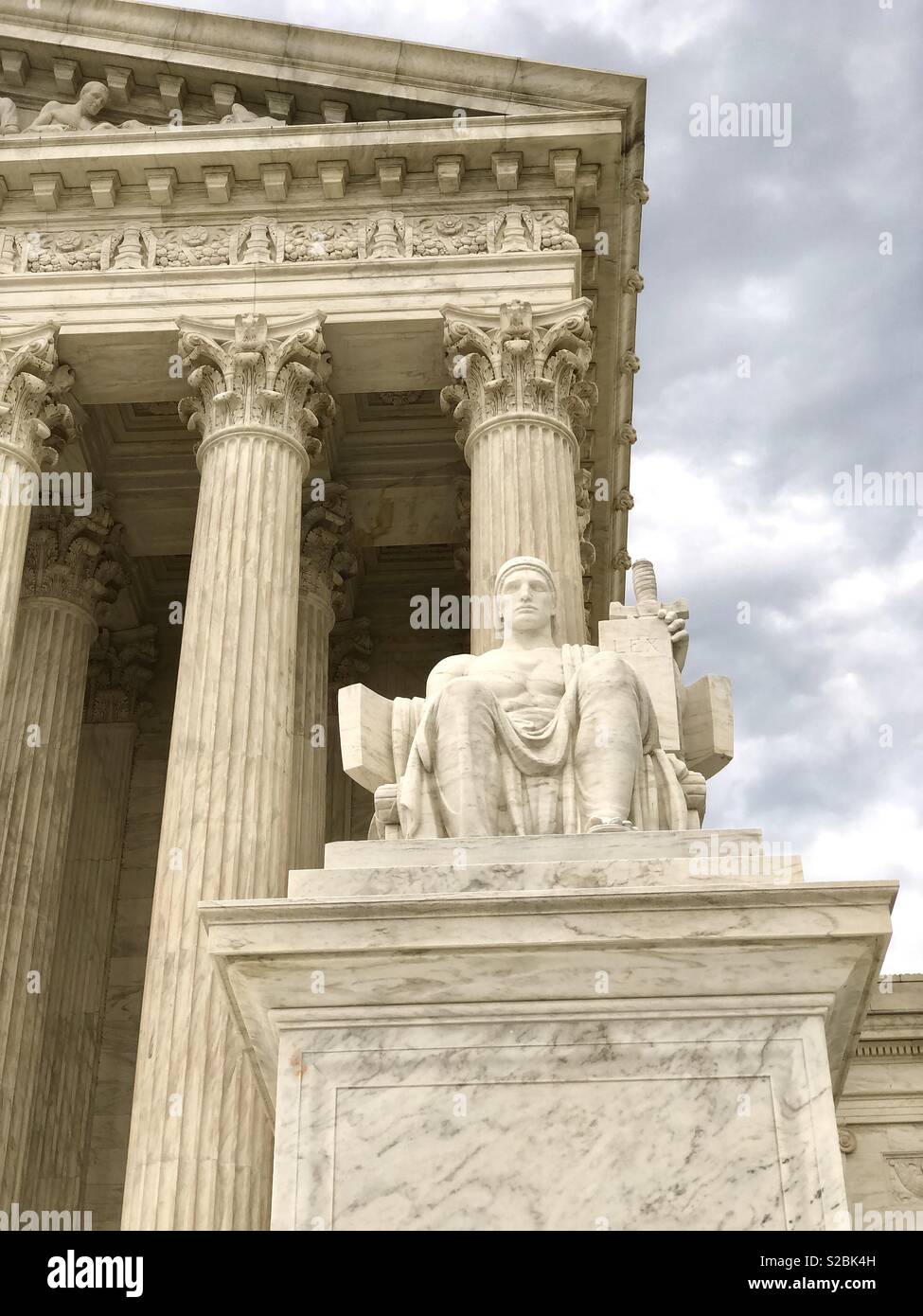 La Cour suprême des États-Unis - Image de stock capturée avec un smartphone