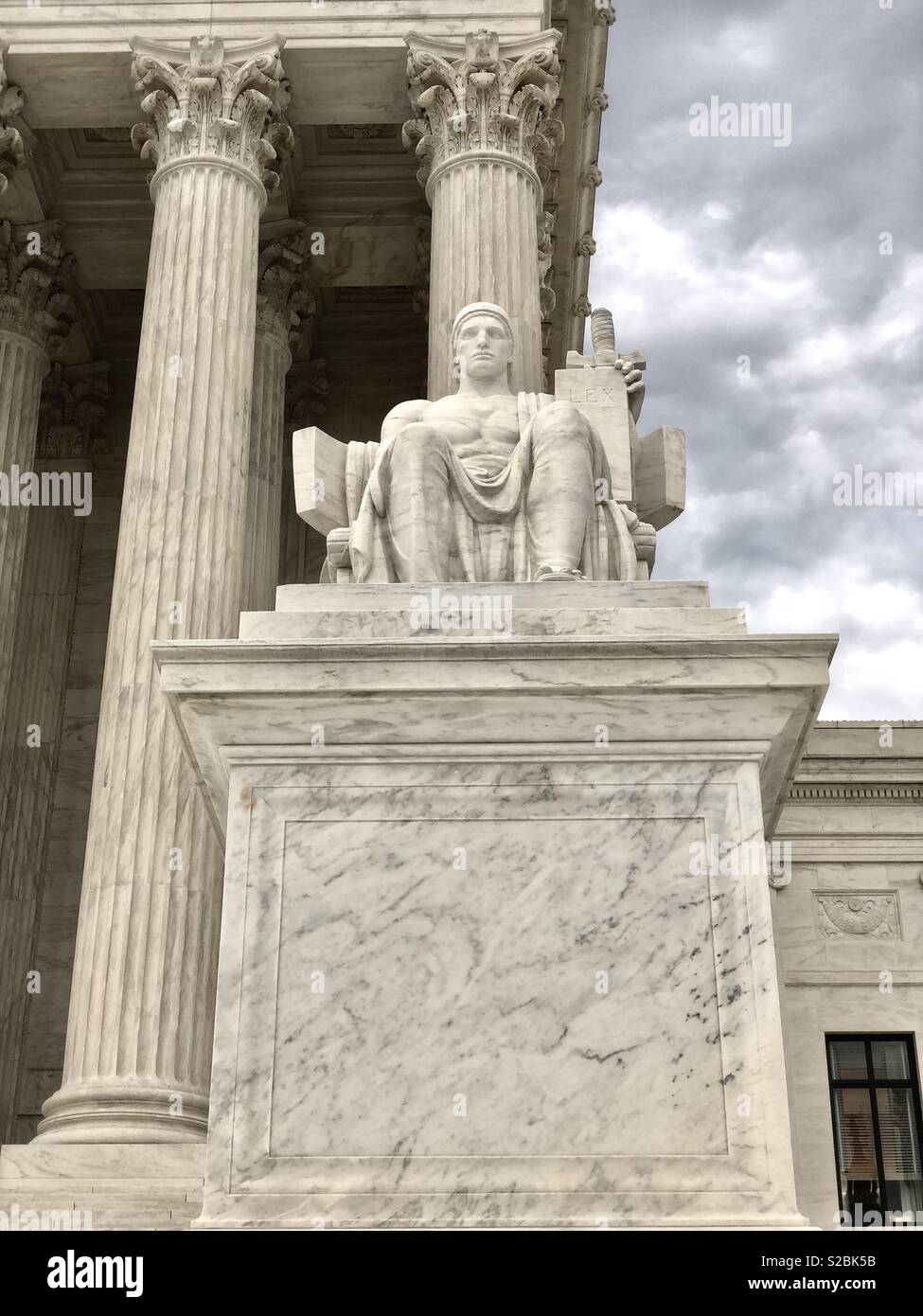 La Cour suprême des États-Unis - Image de stock capturée avec un smartphone