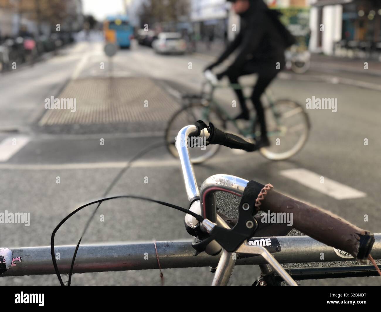 Cycliste à Copenhague Danmark - Image de stock capturée avec un smartphone