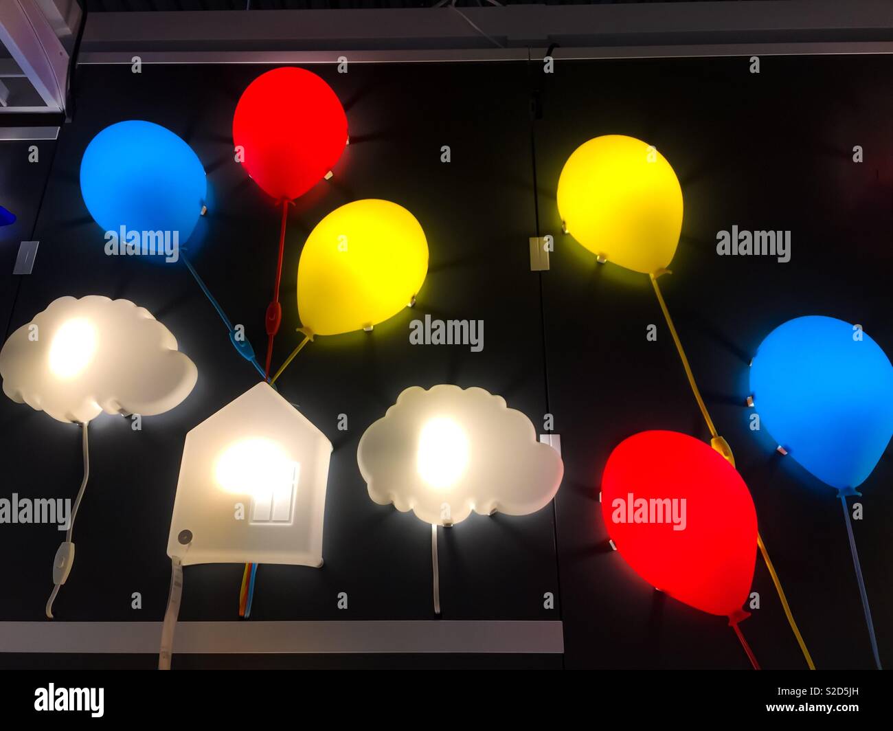 Affichage de l'éclairage contemporain Banque D'Images