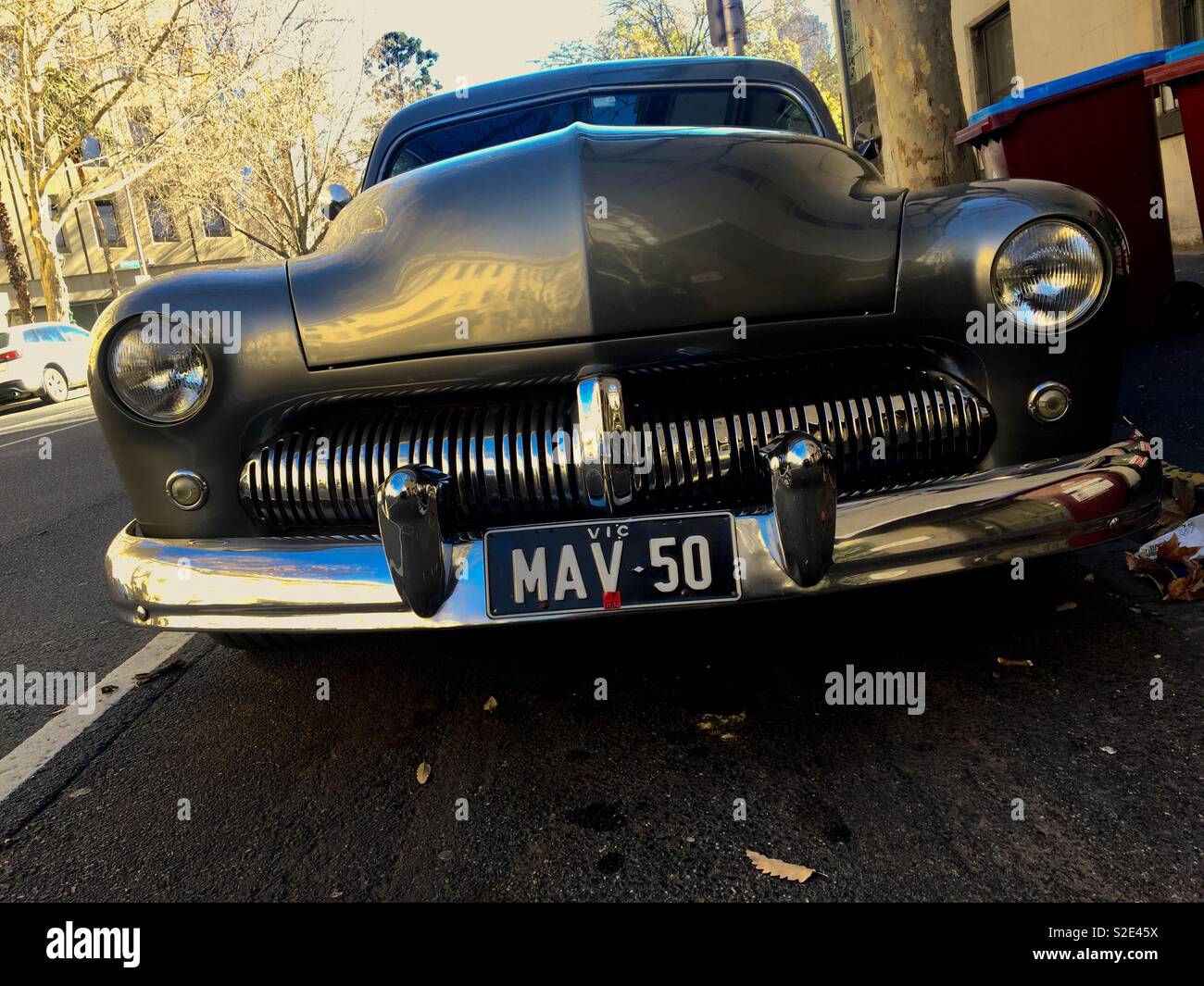 Vintage black car sur un Melbourne Street Banque D'Images