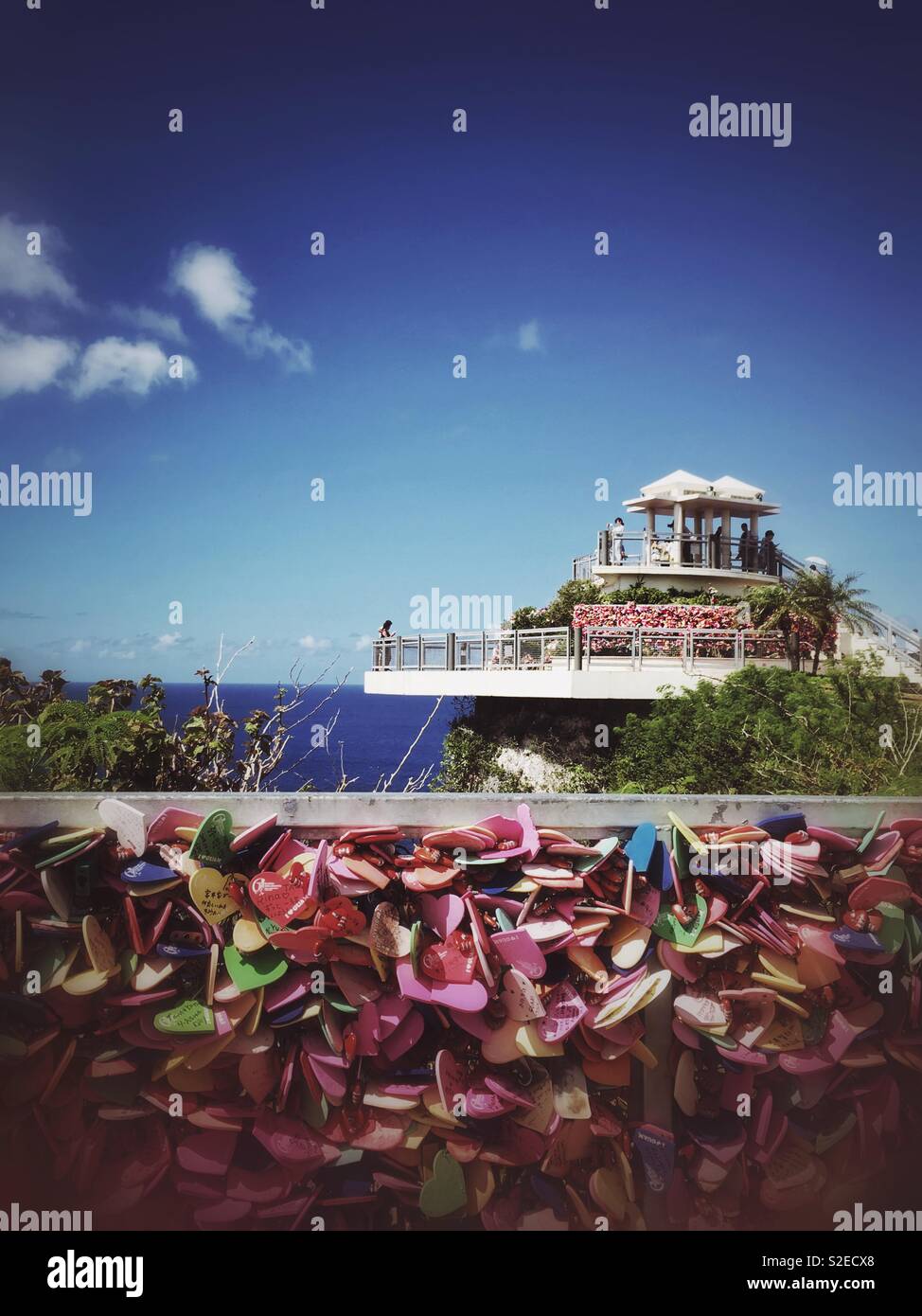 Deux amoureux à Guam. L'attraction des touristes. Banque D'Images