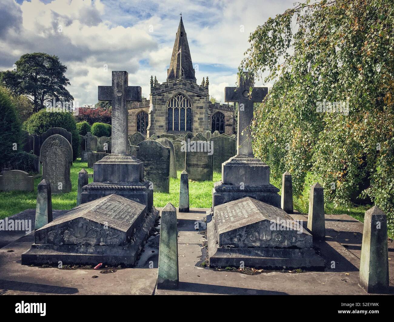 L'église Saint Pierre, une église située à l'espoir, Derbyshire, Royaume-Uni Banque D'Images