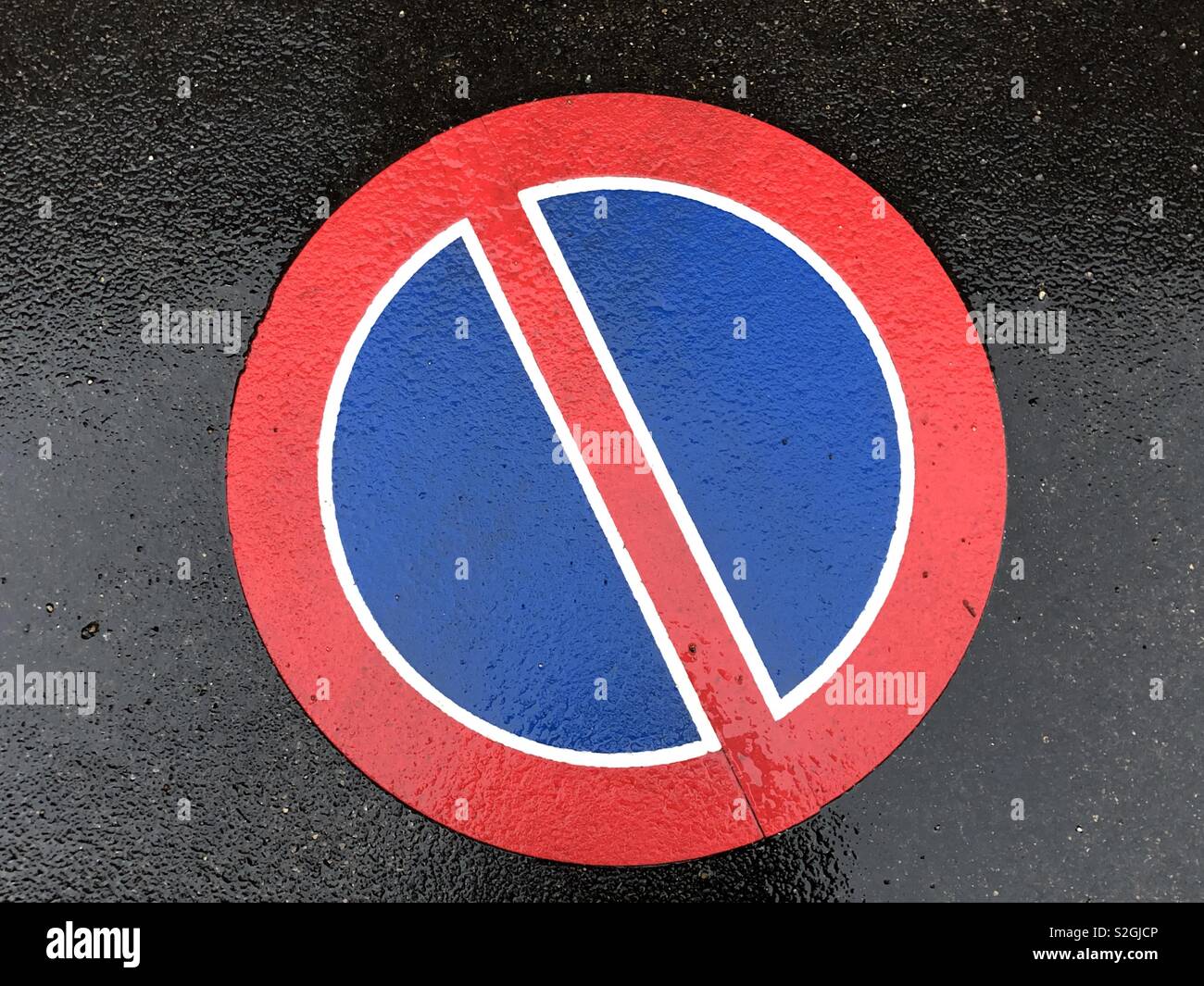 Pas de zone de passage inscription peinte sur l'asphalte Banque D'Images