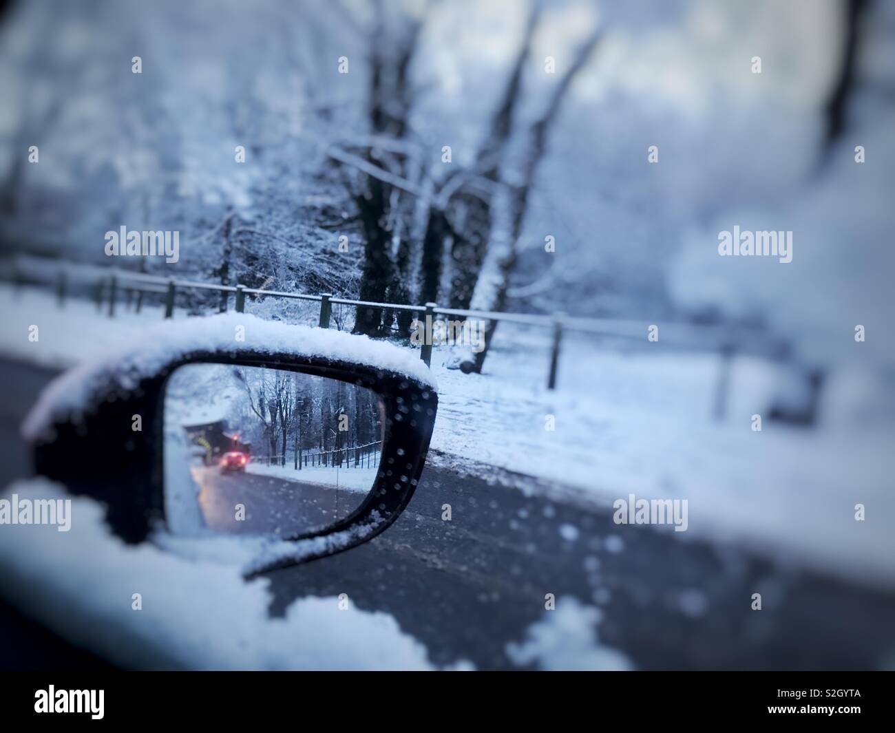 Dans la neige d'hiver location Janvier 2019 Newton-le-Willows Mesnes Park. Banque D'Images