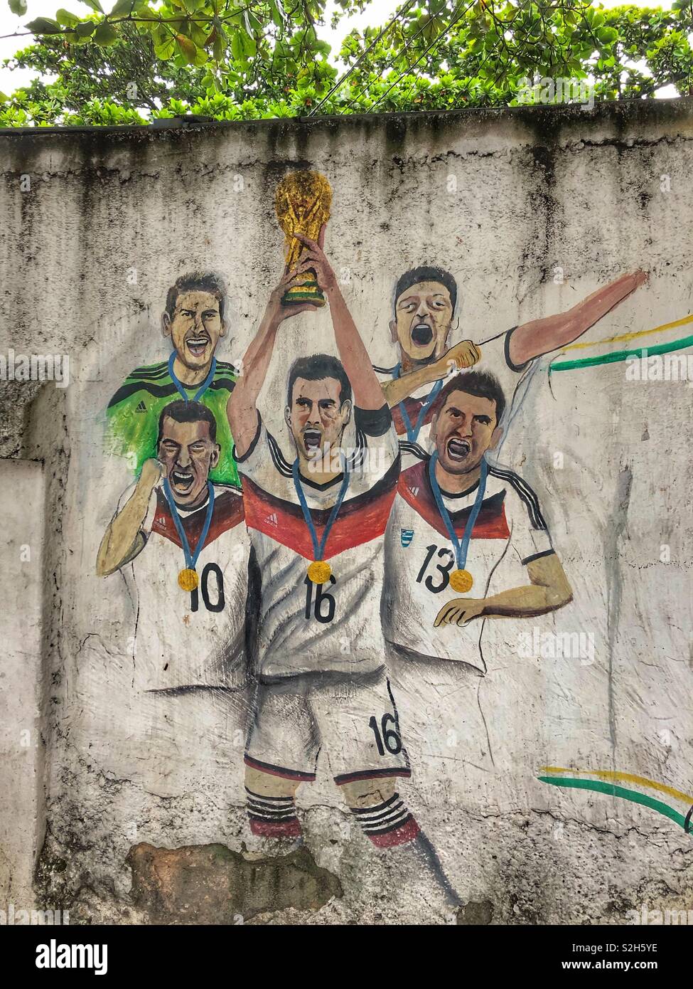 Une murale de l'équipe de soccer de l'Allemand de remporter la Coupe du monde en battant l'Argentine 1-0 en 2014. - Image de stock capturée avec un smartphone