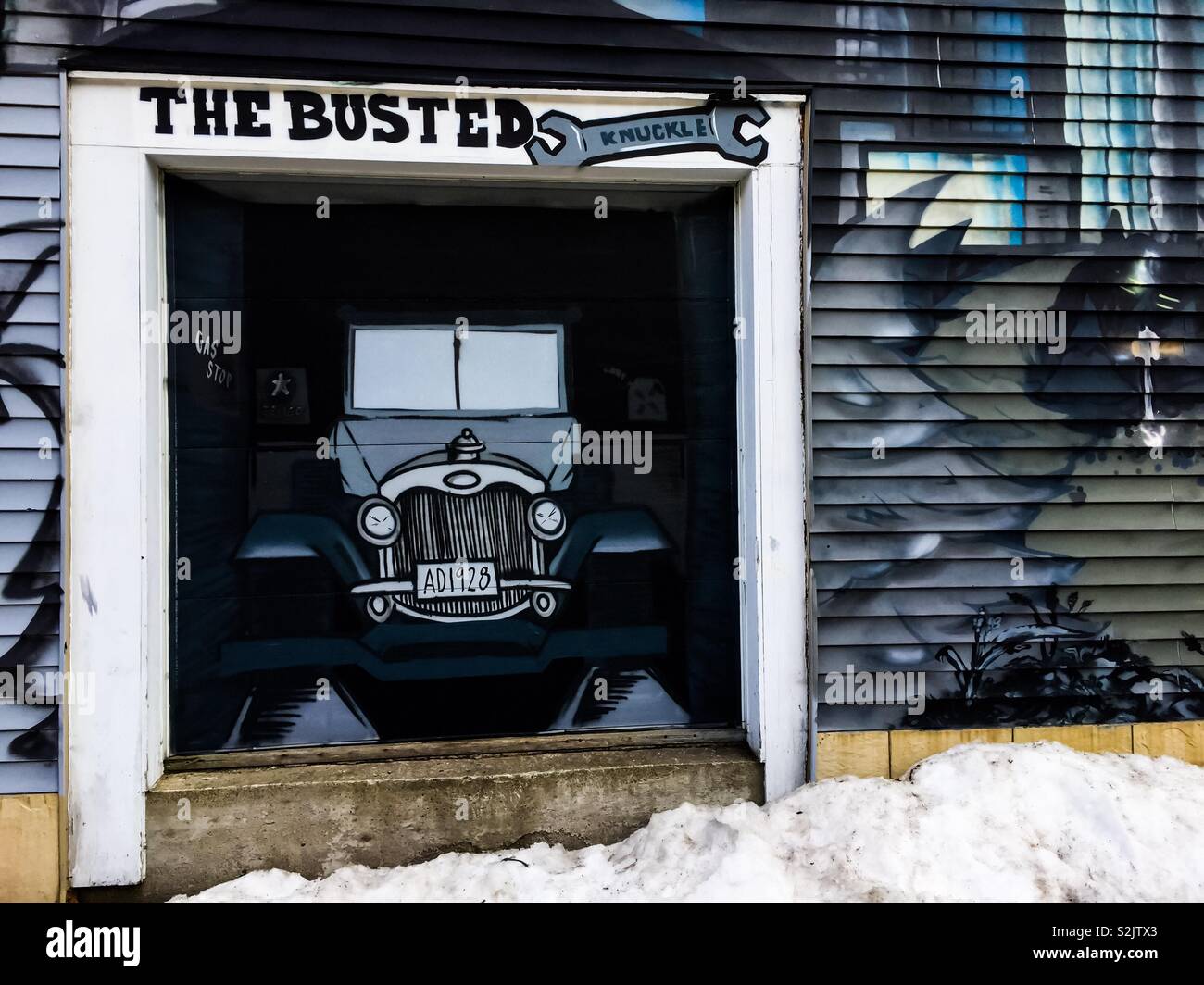 Voiture classique de l'écriture Graffiti - Image de stock capturée avec un smartphone