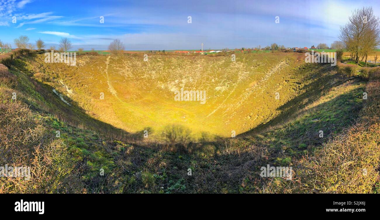 Le Lochnagar Crater, Normandie, France. Banque D'Images