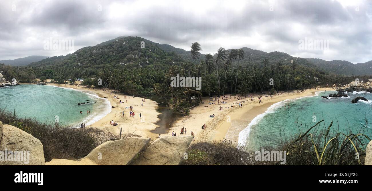 Une vue panoramique de Cabo San Juan Beach dans le Parc National Tayrona à Santa Marta, Colombie. Banque D'Images