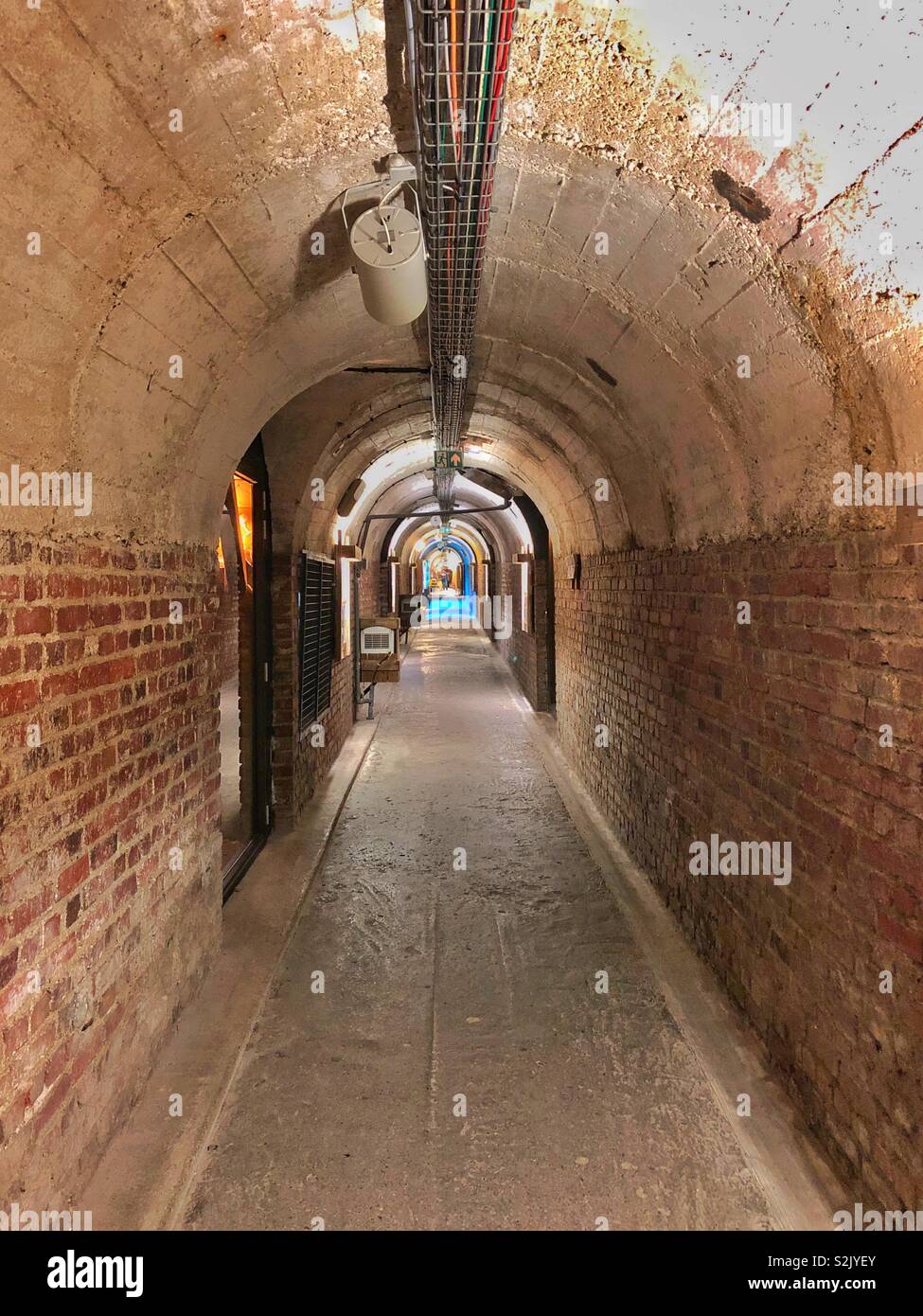 Musée de la Première Guerre mondiale souterrain à l'Albert, Normandie, France. - Image de stock capturée avec un smartphone