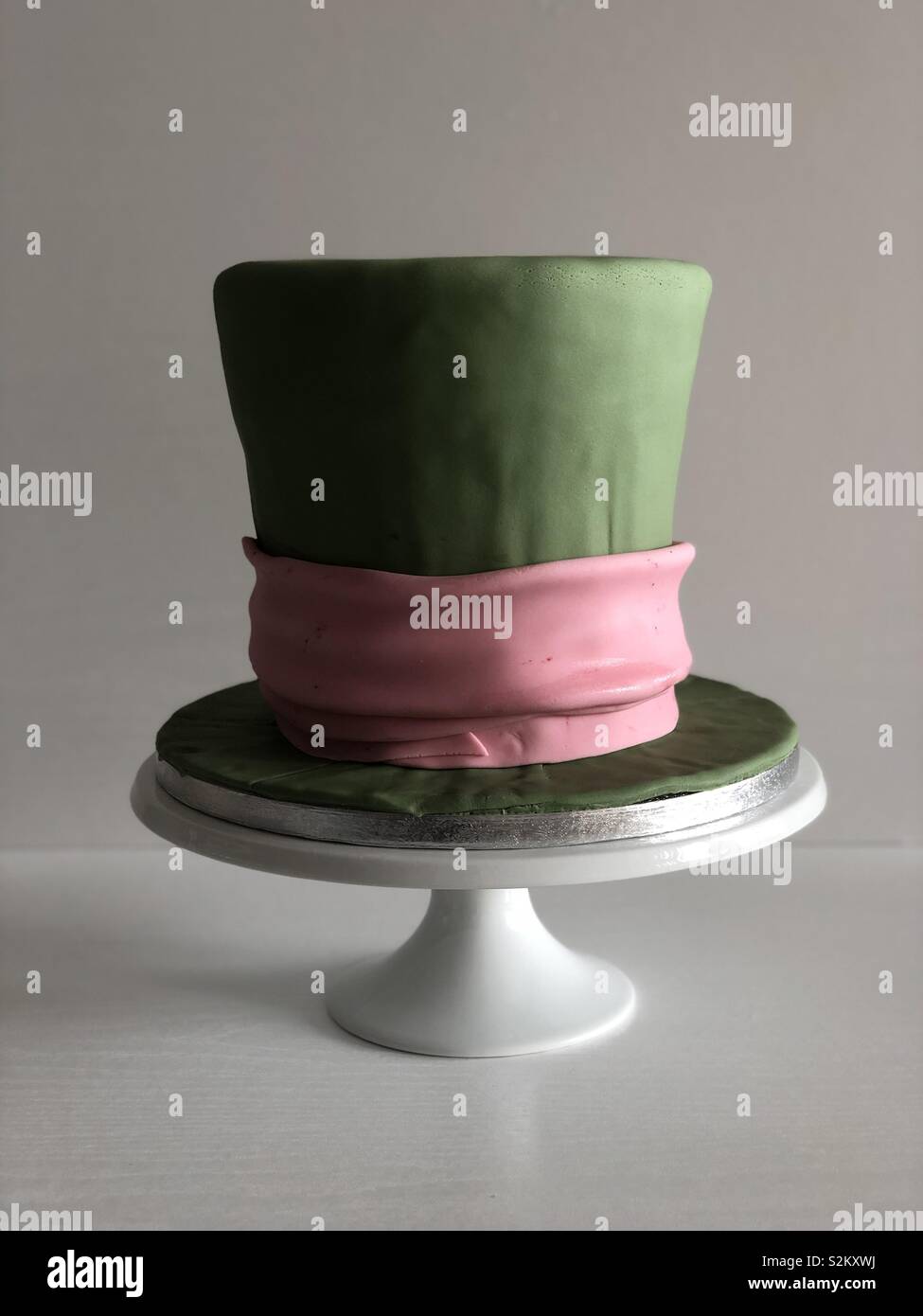 Mad Hatter Cake Photo Stock Alamy