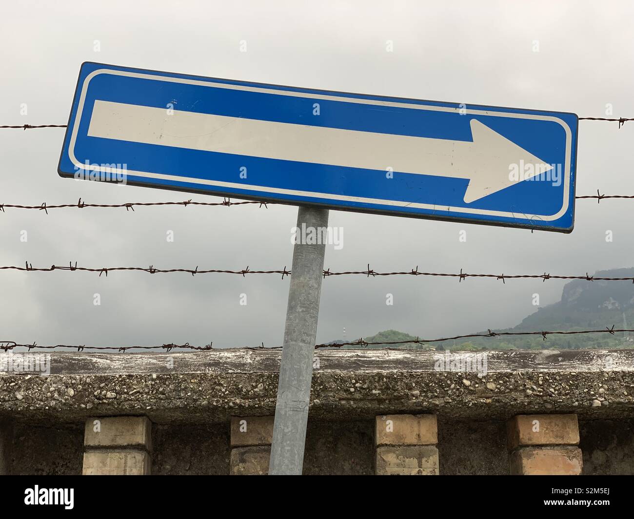 La bonne direction Banque de photographies et d’images à haute ...