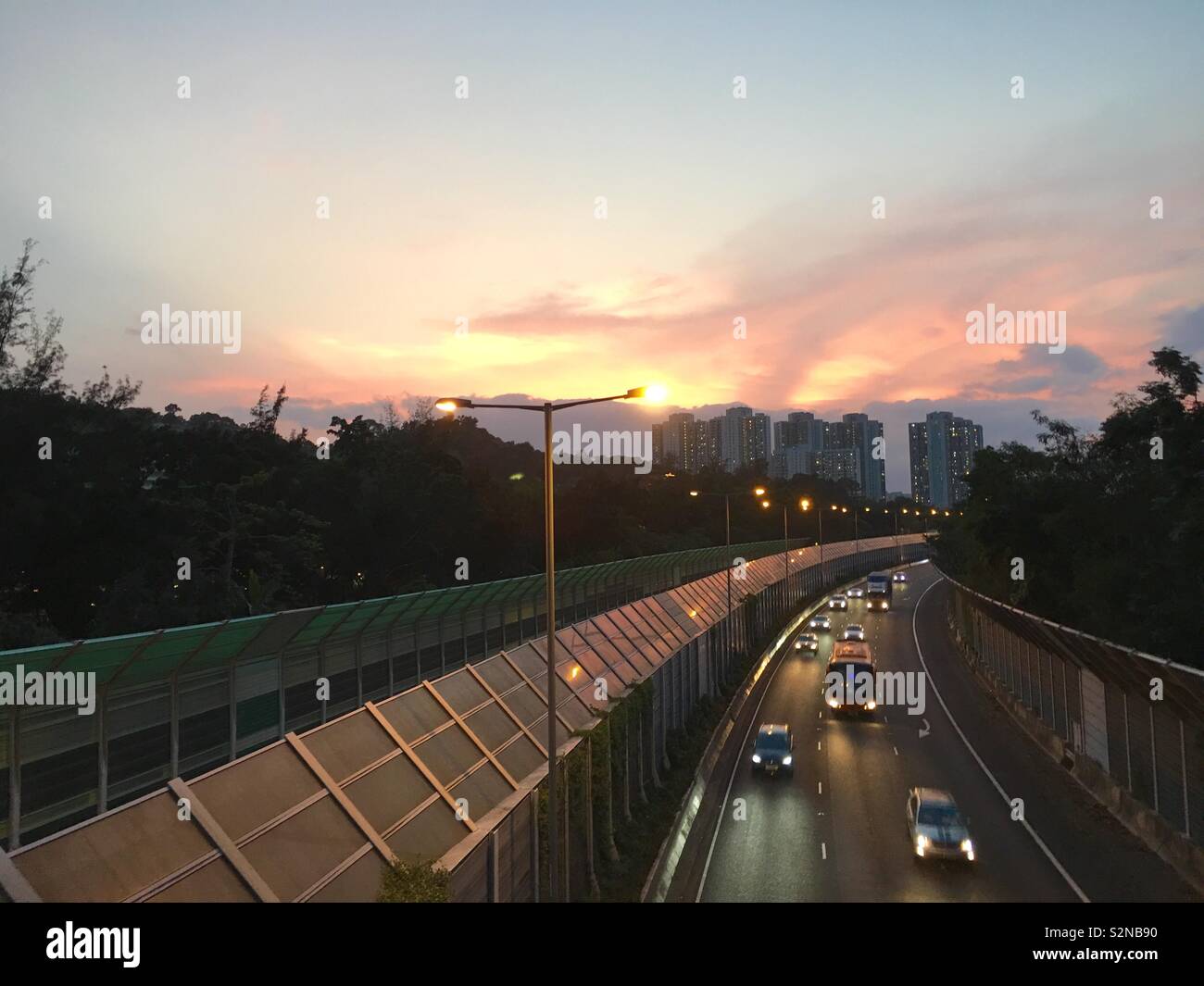 Coucher du soleil à Hong Kong l'autoroute Banque D'Images