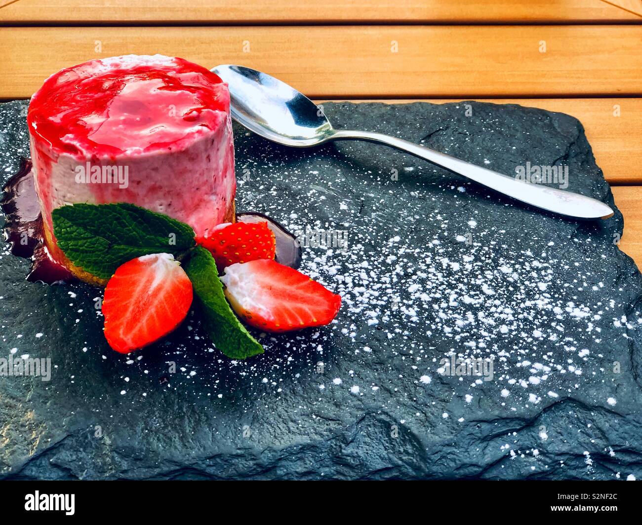 Gâteau au fromage aux fraises Banque D'Images