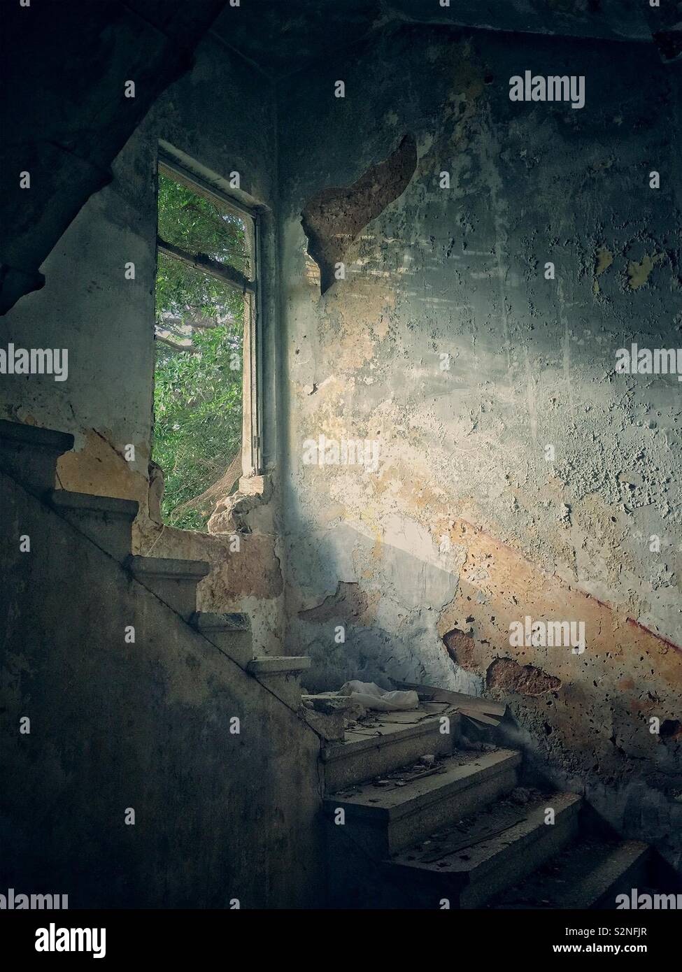 Maison abandonnée - Image de stock capturée avec un smartphone