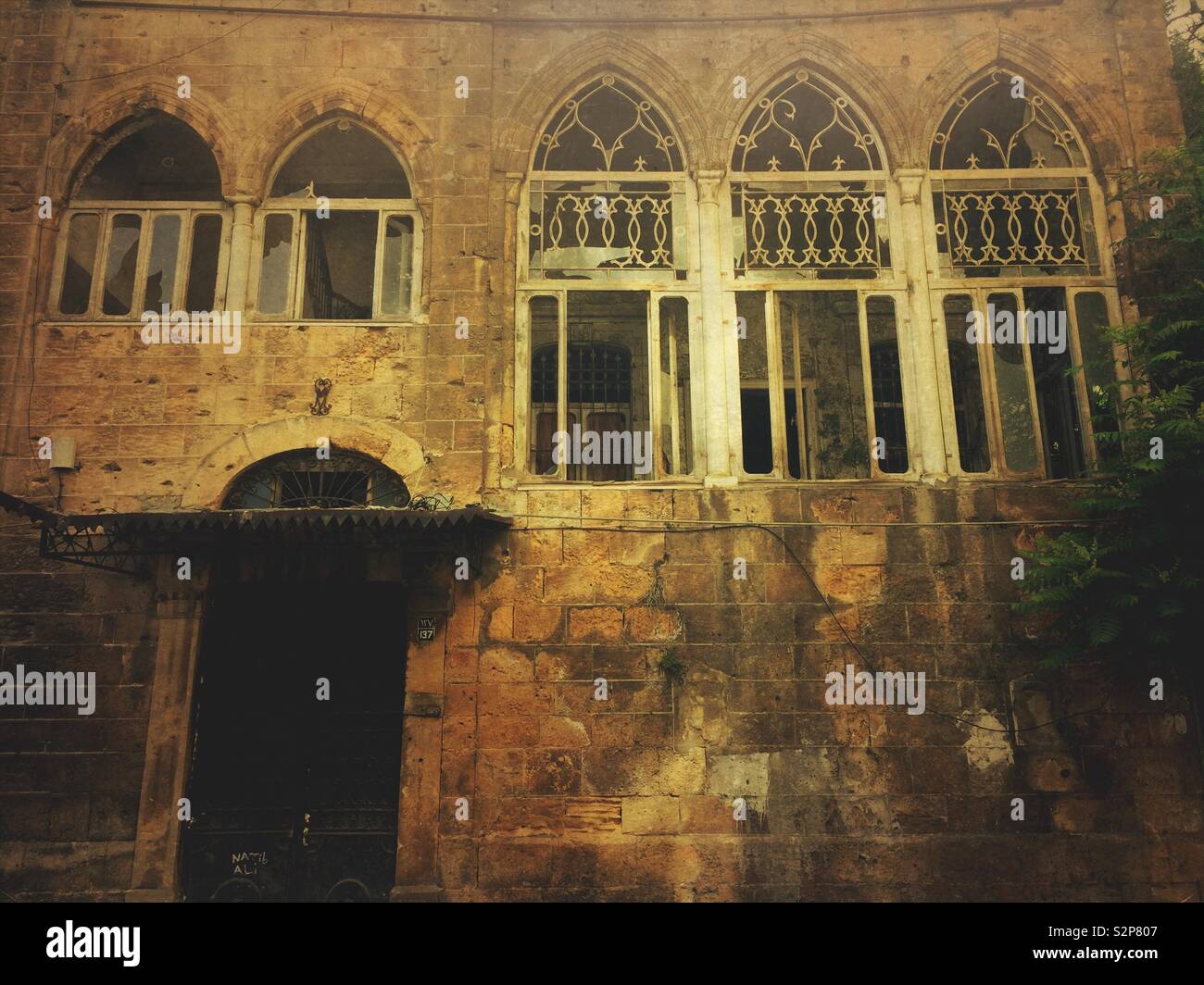 Vieux bâtiment abandonné Beyrouth Liban Moyen Orient - Image de stock capturée avec un smartphone
