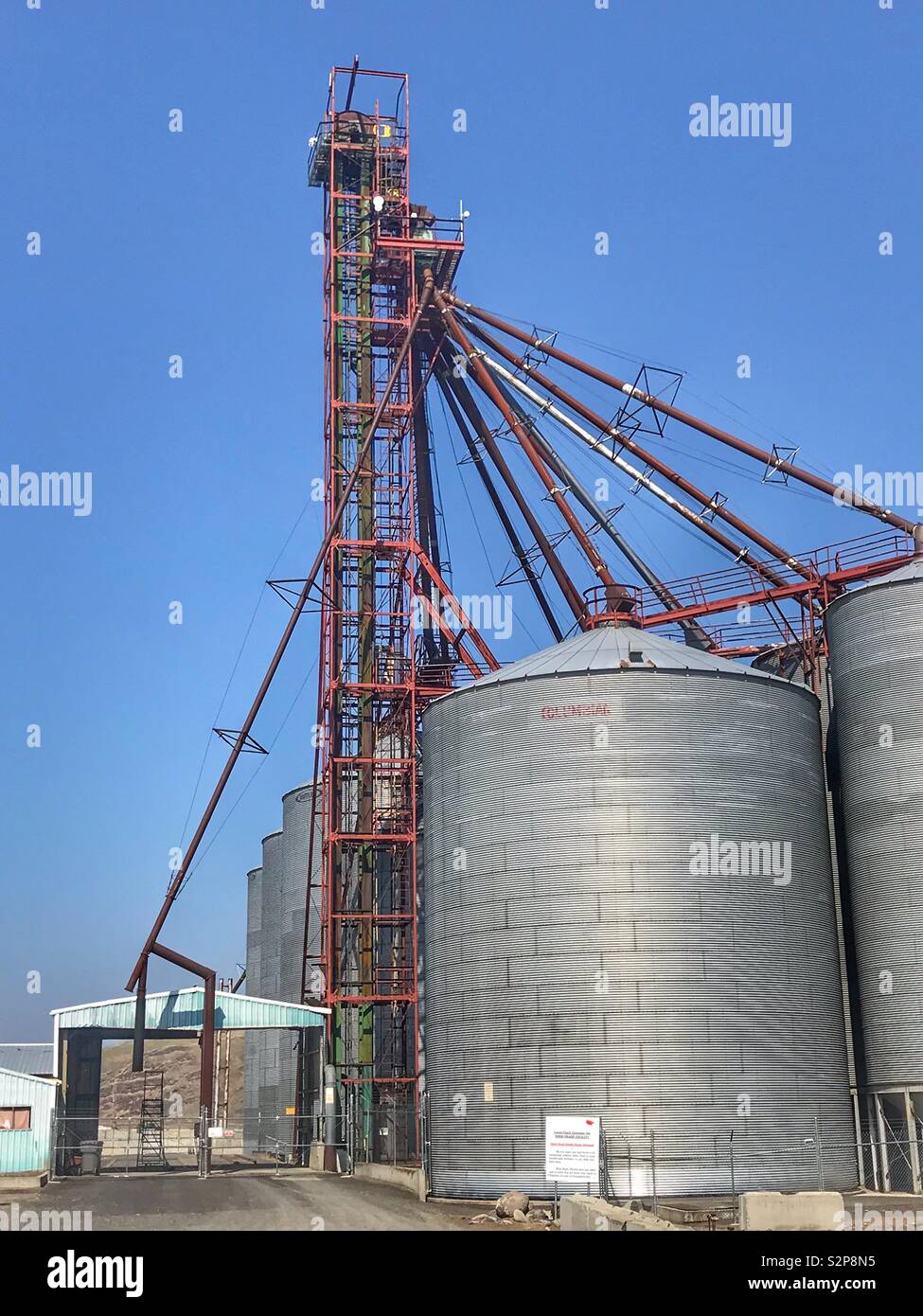 Les cellules à grains et à l'ascenseur de la jambe en Clarkston Washington Banque D'Images