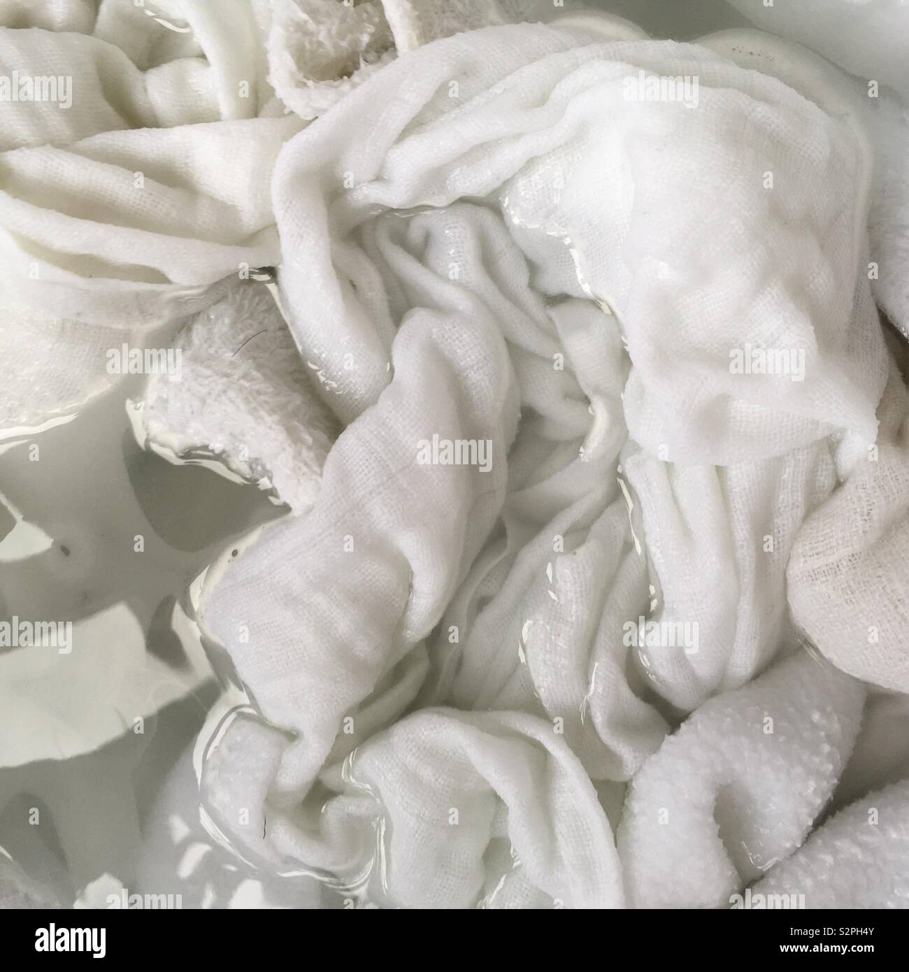 Lavage du linge à la main Banque de photographies et d’images à haute résolution Alamy
