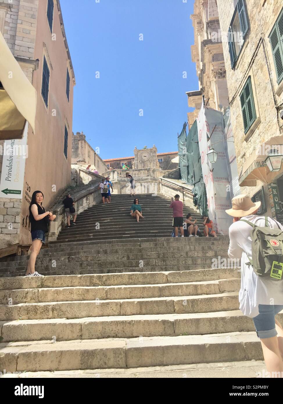 Cersei marche de la honte Banque de photographies et d’images à haute résolution Alamy