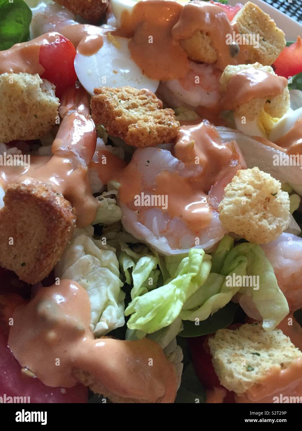 Gros plan d'une salade de crevettes gastronomique Louie, USA Banque D'Images