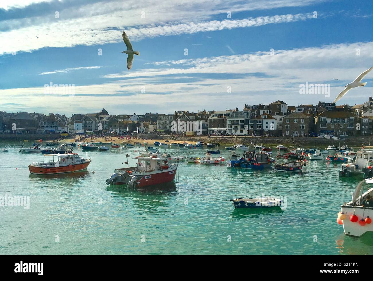 St Ives Harbour à marée haute - Image de stock capturée avec un smartphone