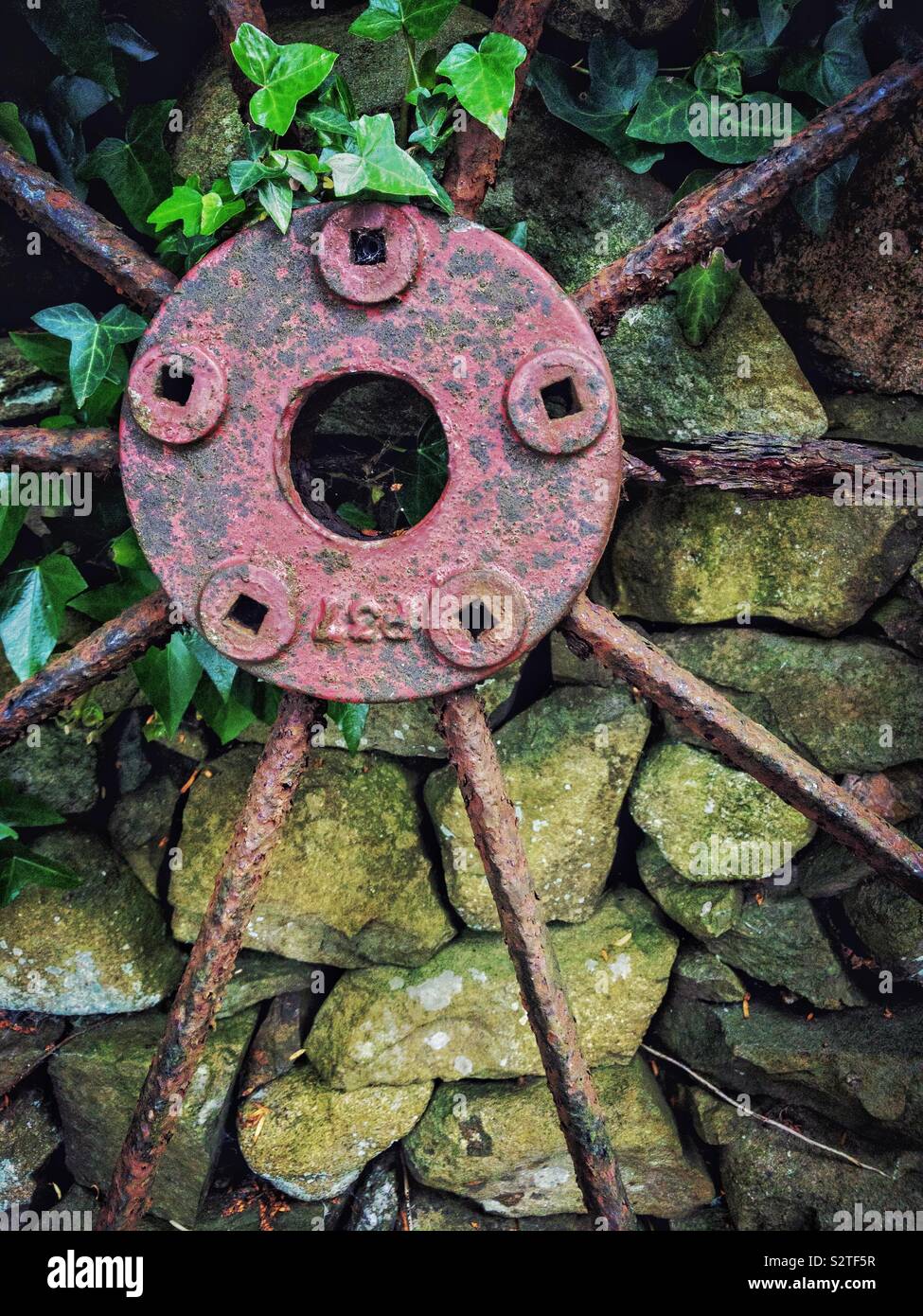 Roue agricole Banque de photographies et d'images à haute résolution - Alamy