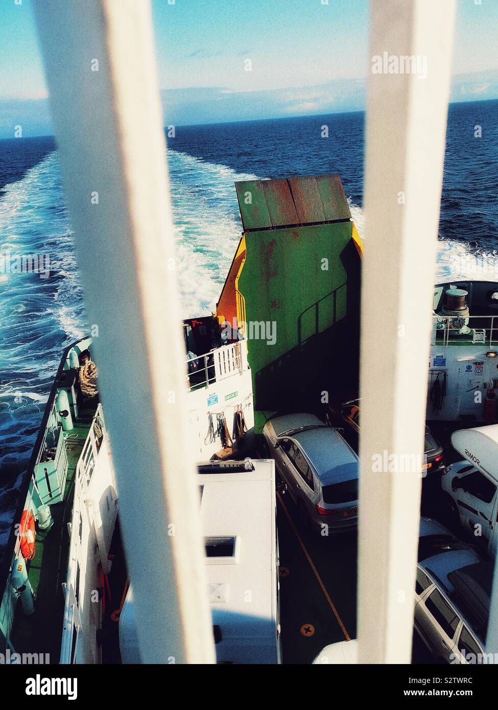 La traversée en ferry de Tarbert Minch sur Isle of Harris à l'UIG sur l'île de Skye, Écosse Banque D'Images