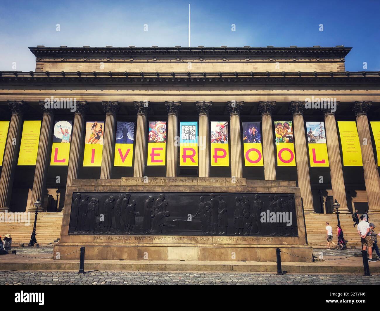 St George's Hall, de Lime Street, Liverpool. - Image de stock capturée avec un smartphone
