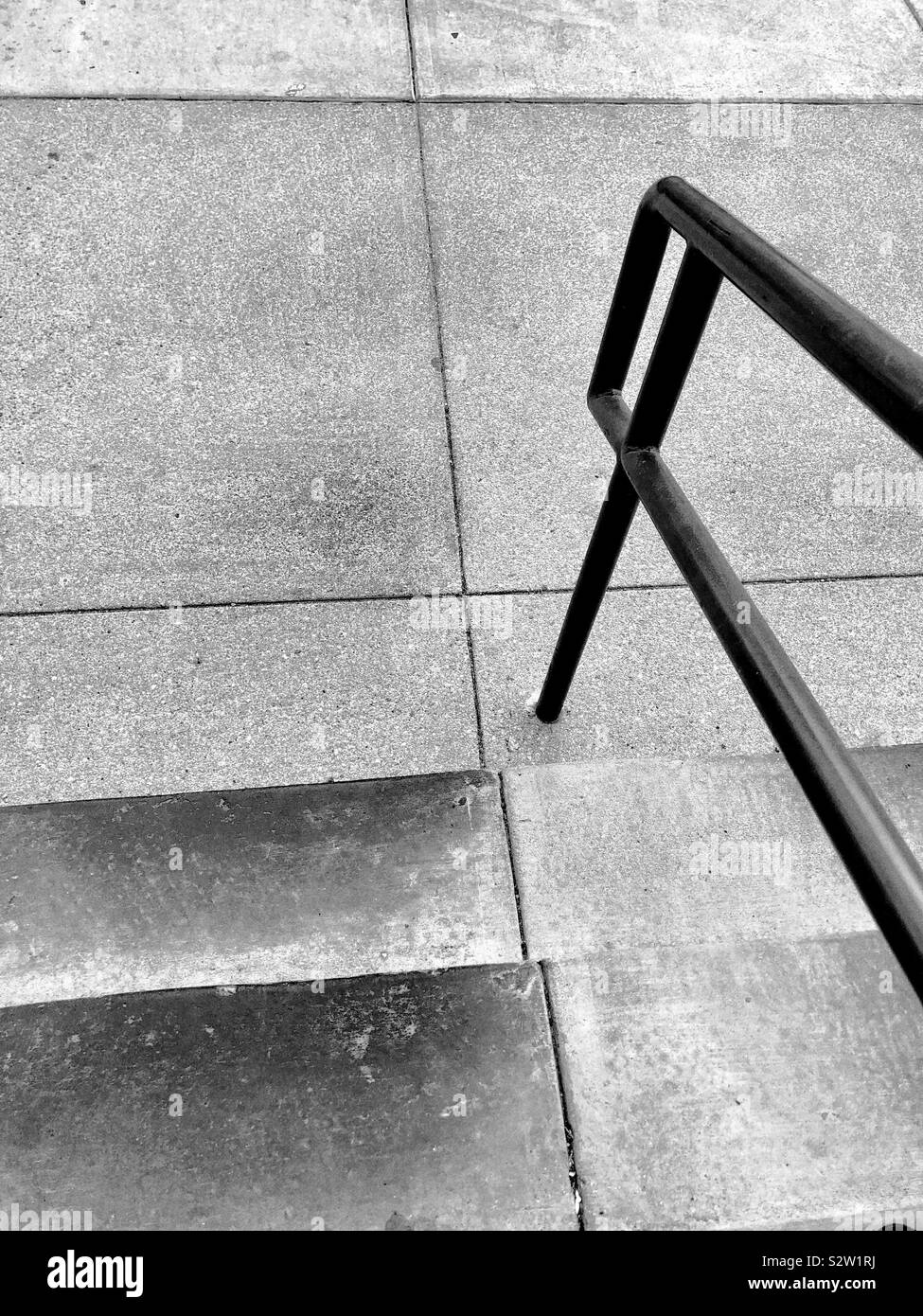 Descente en escaliers en béton Banque D'Images