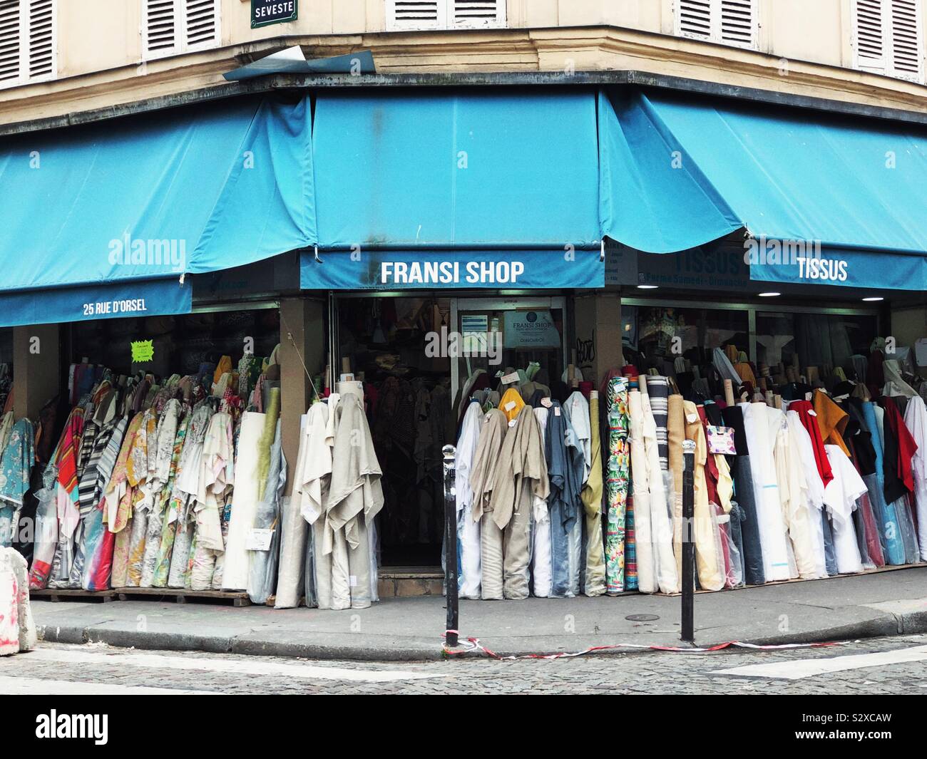 Tissu boutique à Paris Banque D'Images