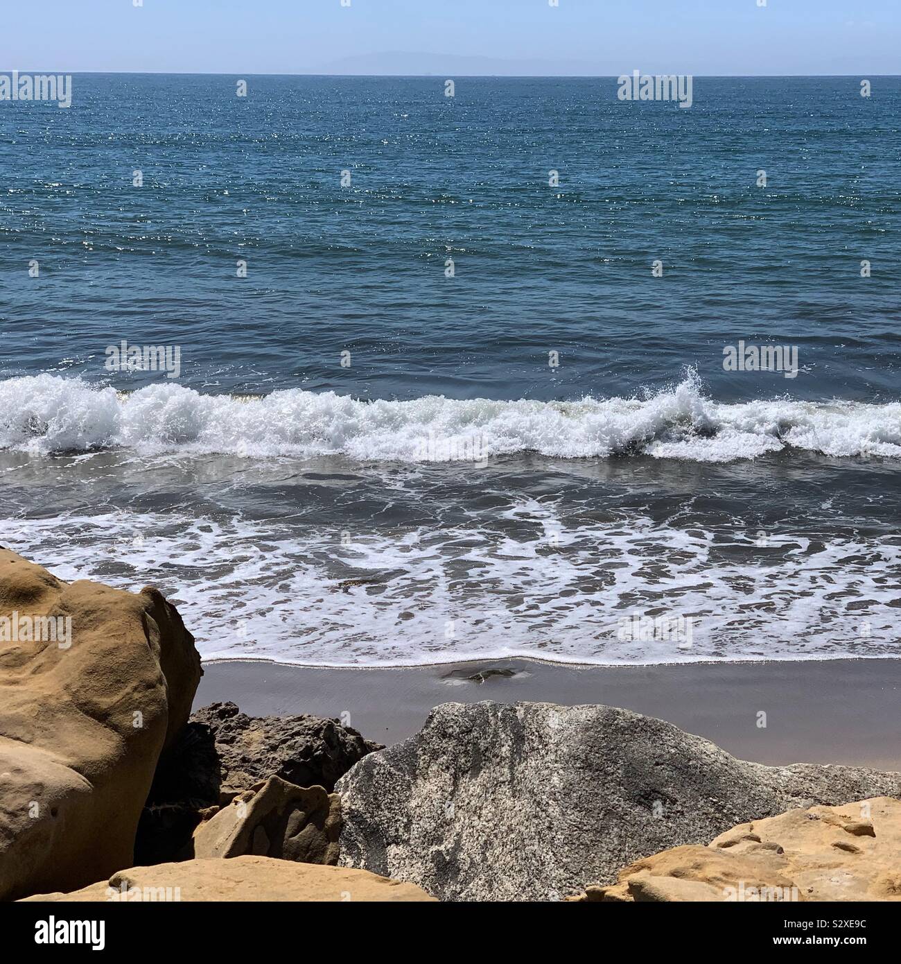 Vue de la plage à côté de la Route 101, Ventura, California, United States Banque D'Images