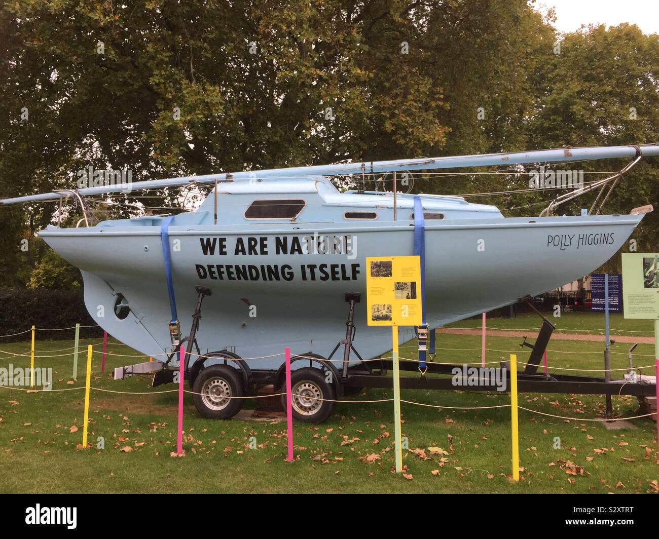 Bateau rébellion d'extinction - Image de stock capturée avec un smartphone