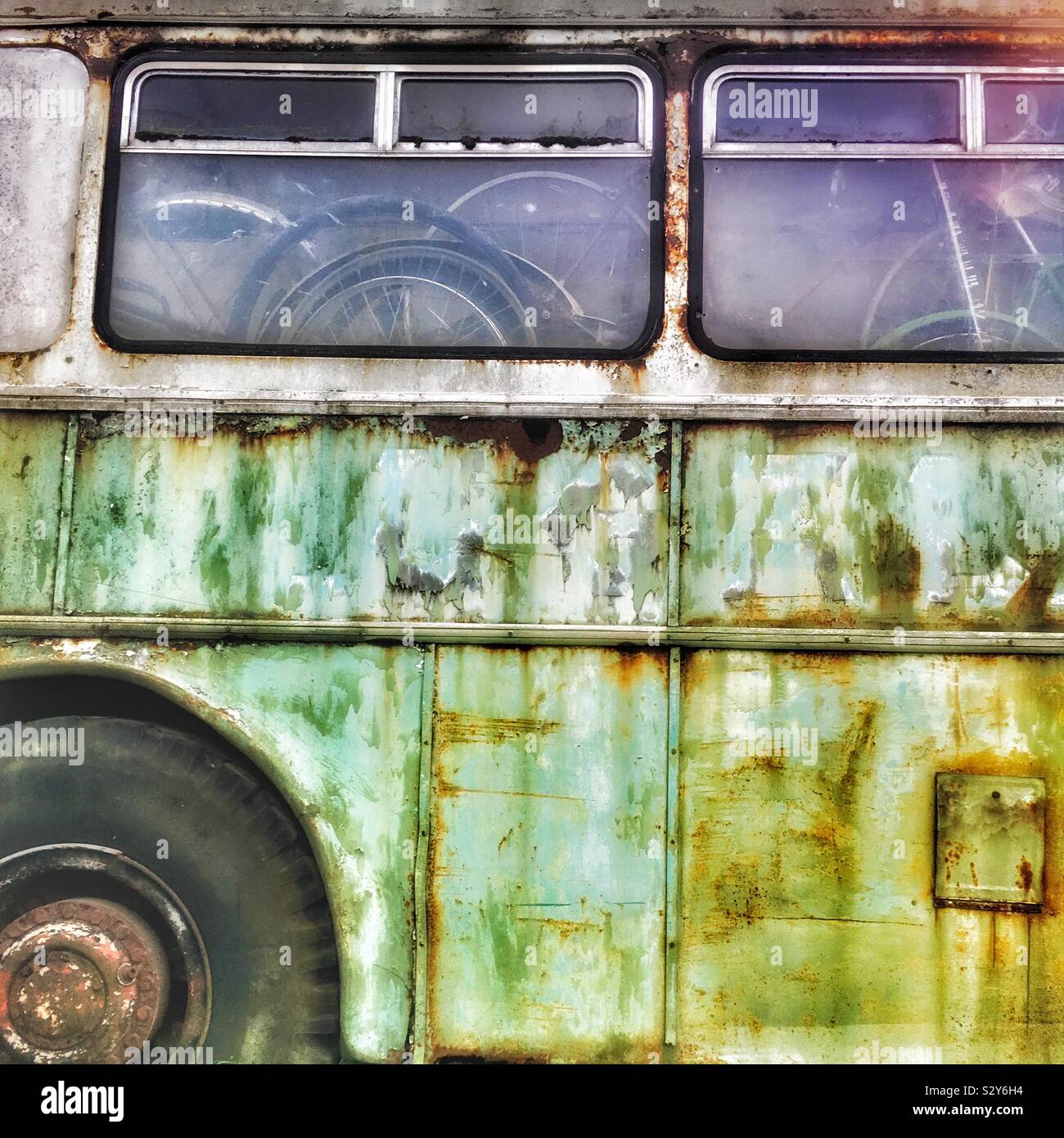 Musée de véhicules soviétique, JÄRVA-JAANI, Estonie - Image de stock capturée avec un smartphone