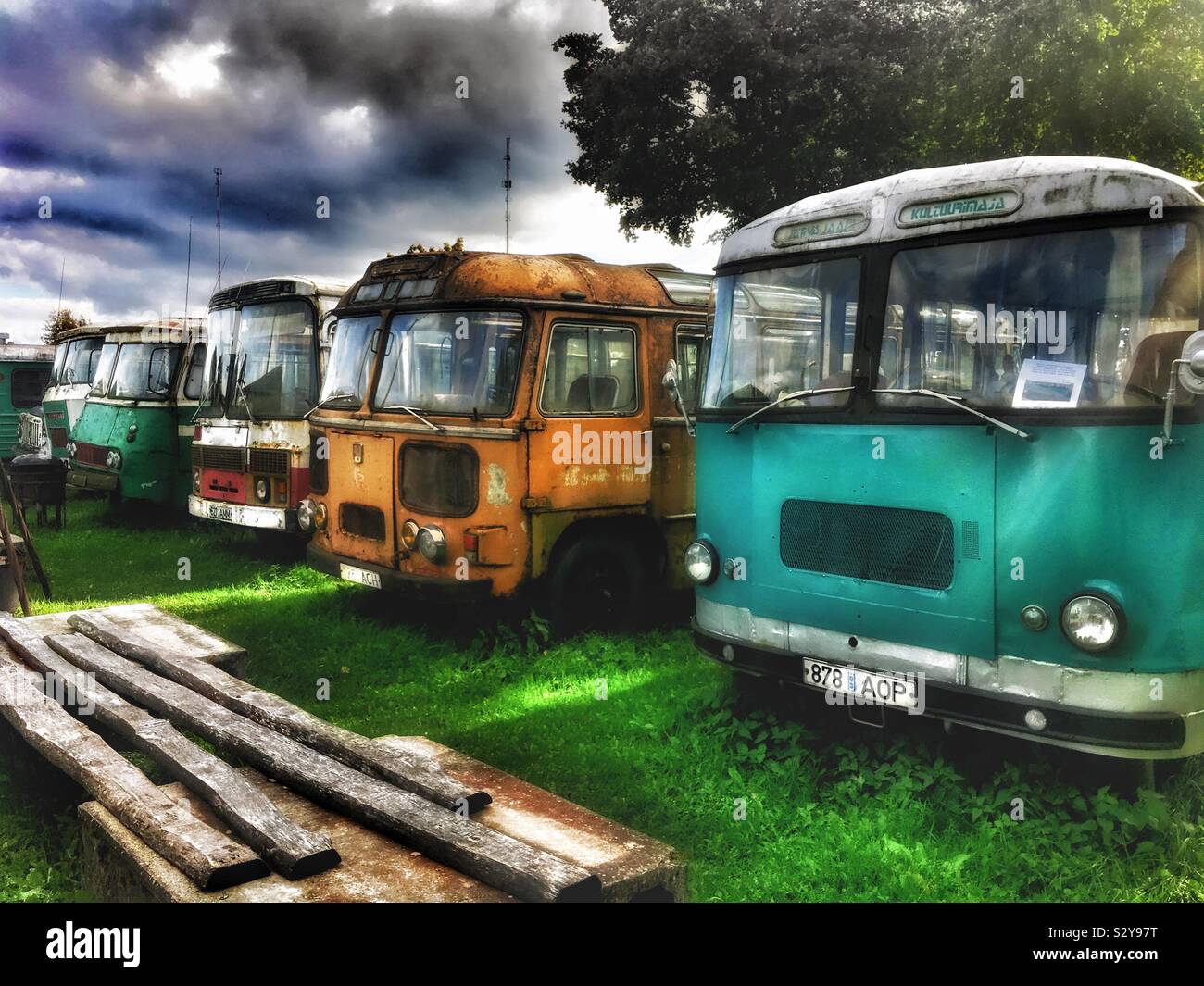 Musée de véhicules soviétique, JÄRVA-JAANI, Estonie - Image de stock capturée avec un smartphone