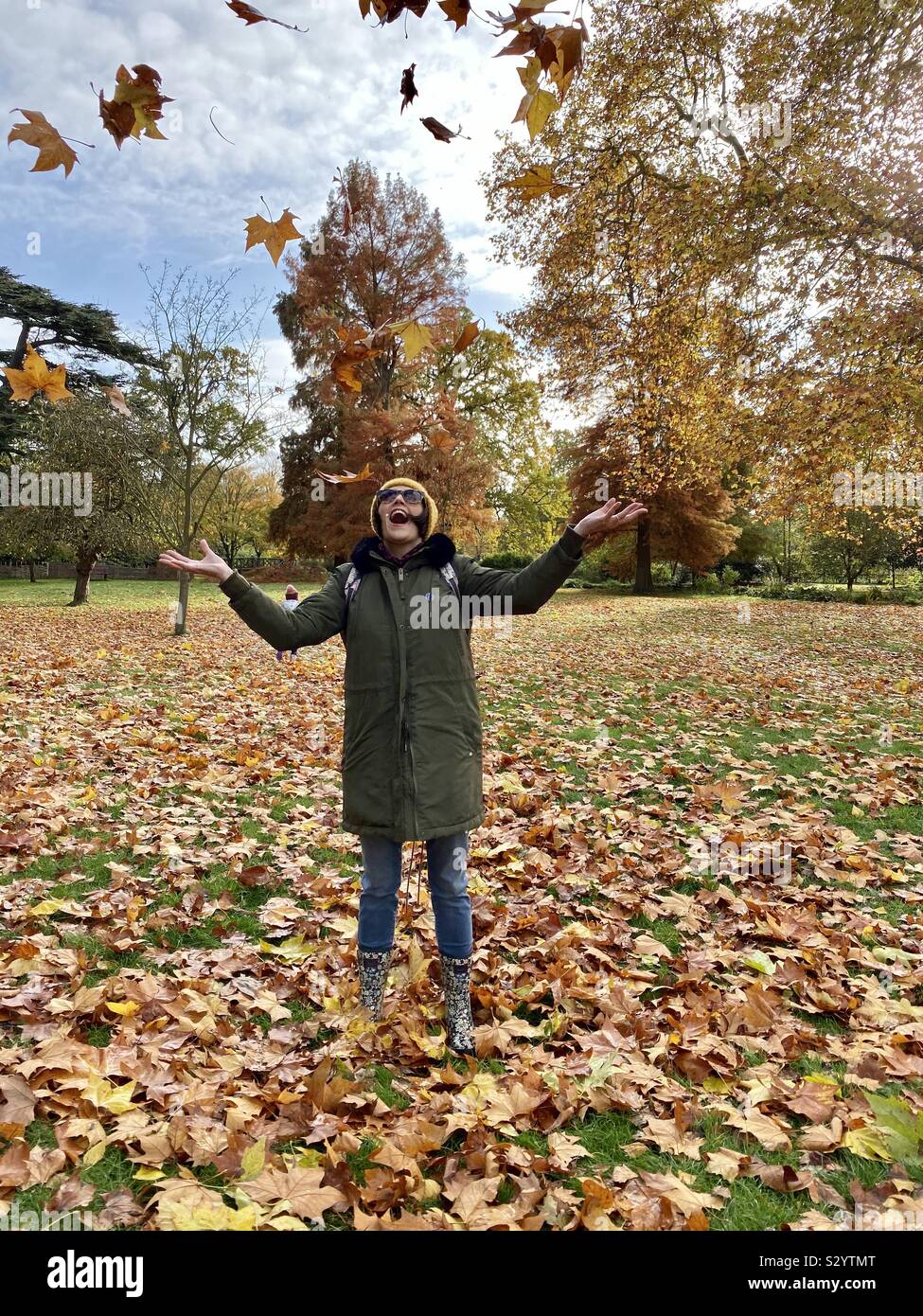 Feuilles d’automne - Image de stock capturée avec un smartphone