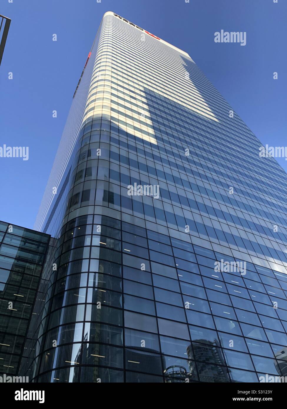 Dans le bâtiment de Canary Wharf London sunshine Banque D'Images