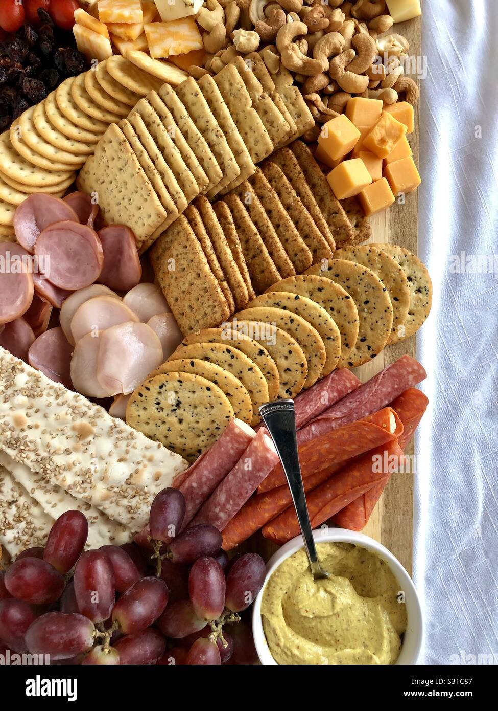 Planche de charcuterie Banque D'Images