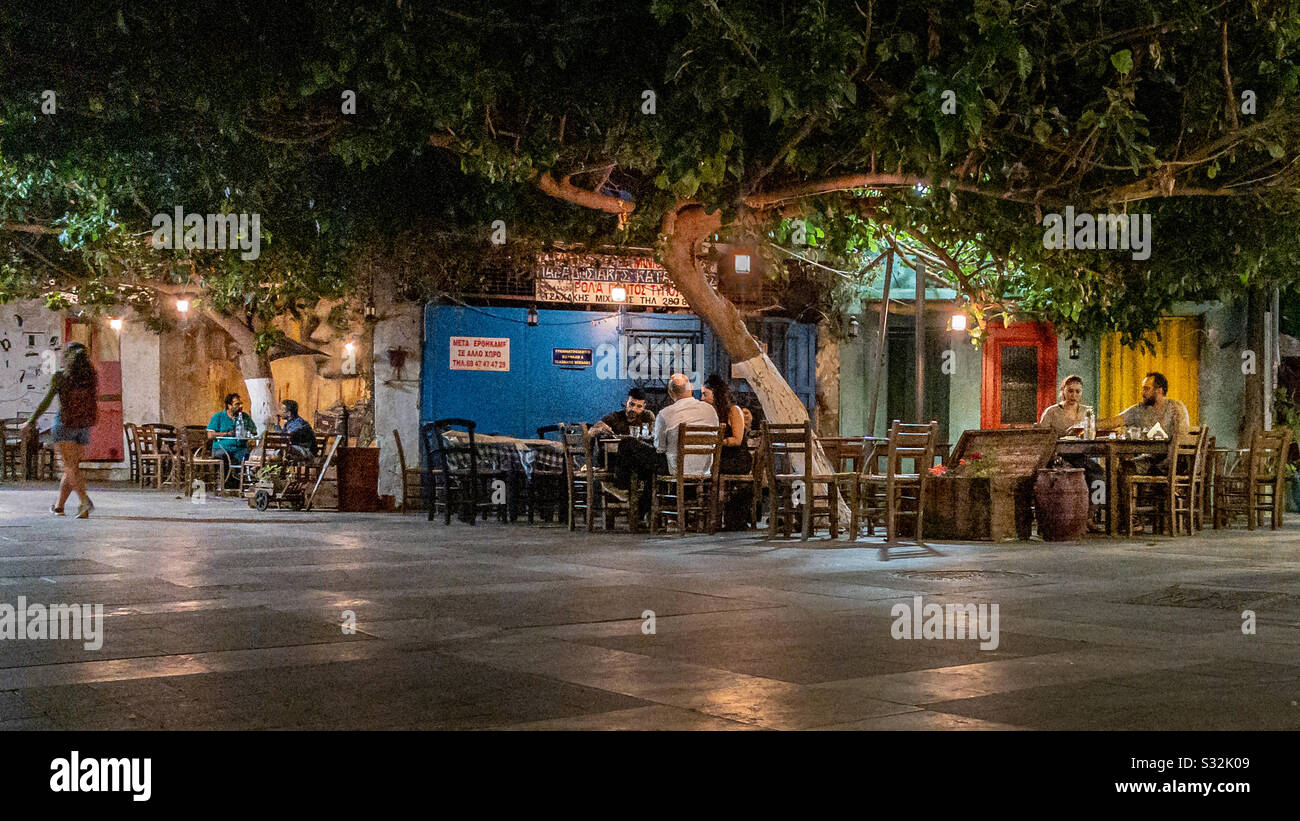 Café Grec À Héraklion Banque D'Images