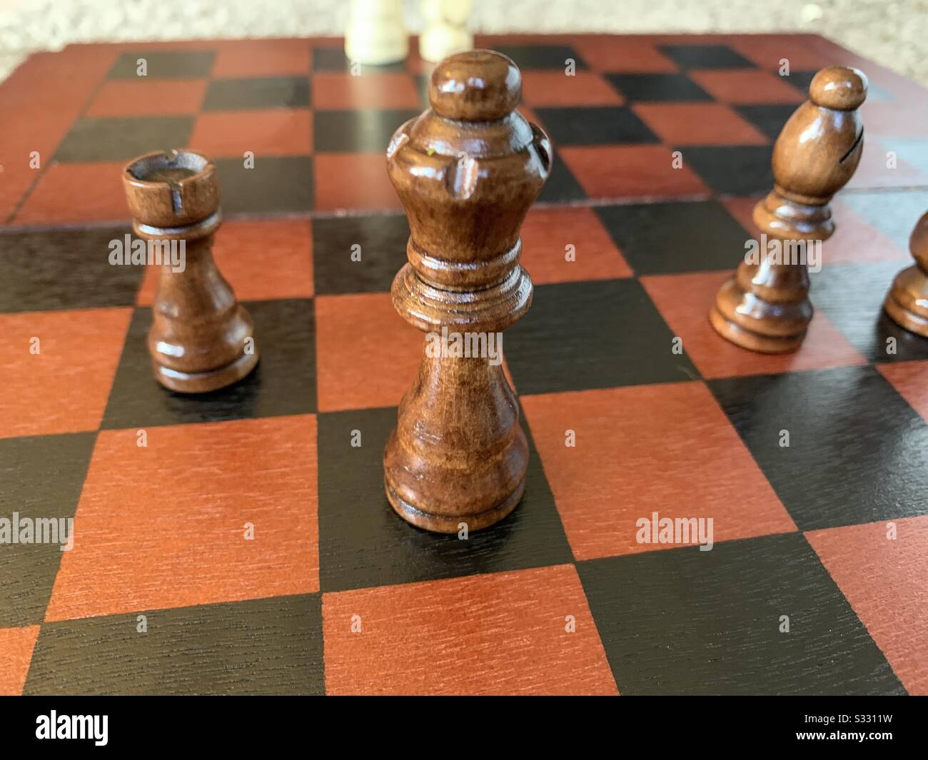 Jeu d'échecs - Jouer au jeu d'échecs, avec des pièces d'échecs Banque D'Images