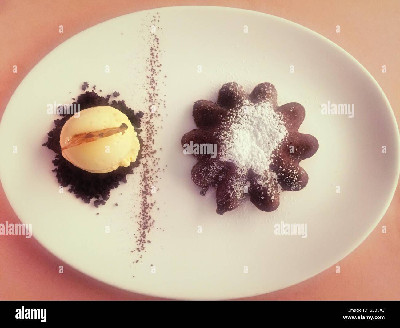 Restaurant Chic Banque D Image Et Photos Alamy