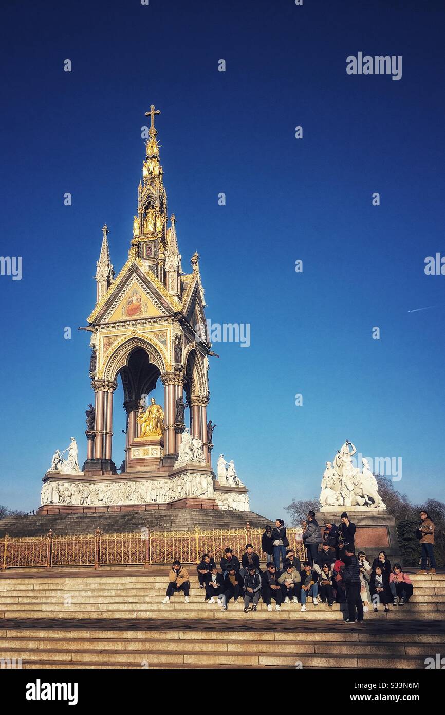 L'Albert Memorial Kensington Gardens London - Image de stock capturée avec un smartphone