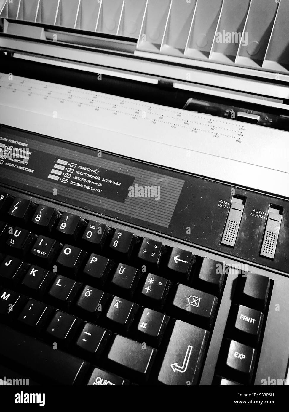 Détail d'une machine à écrire - noir et blanc Banque D'Images