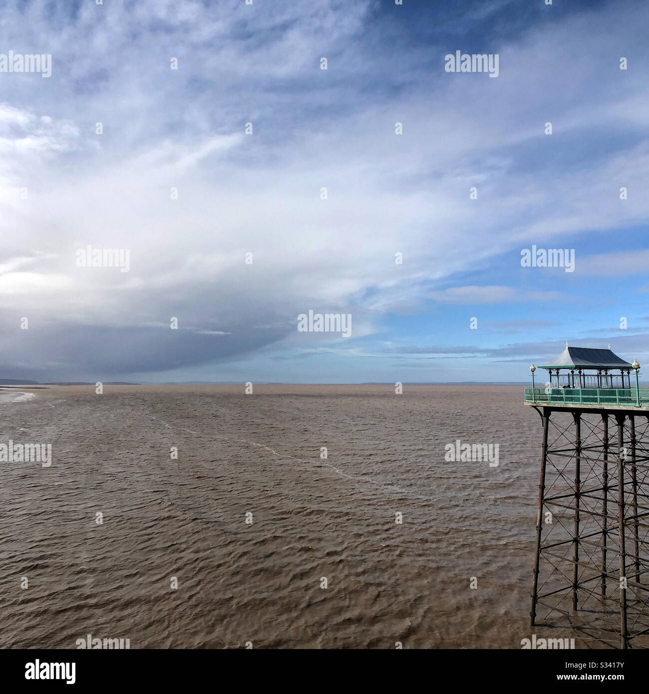 Bristol Channel Et Clebledon Pier. Banque D'Images