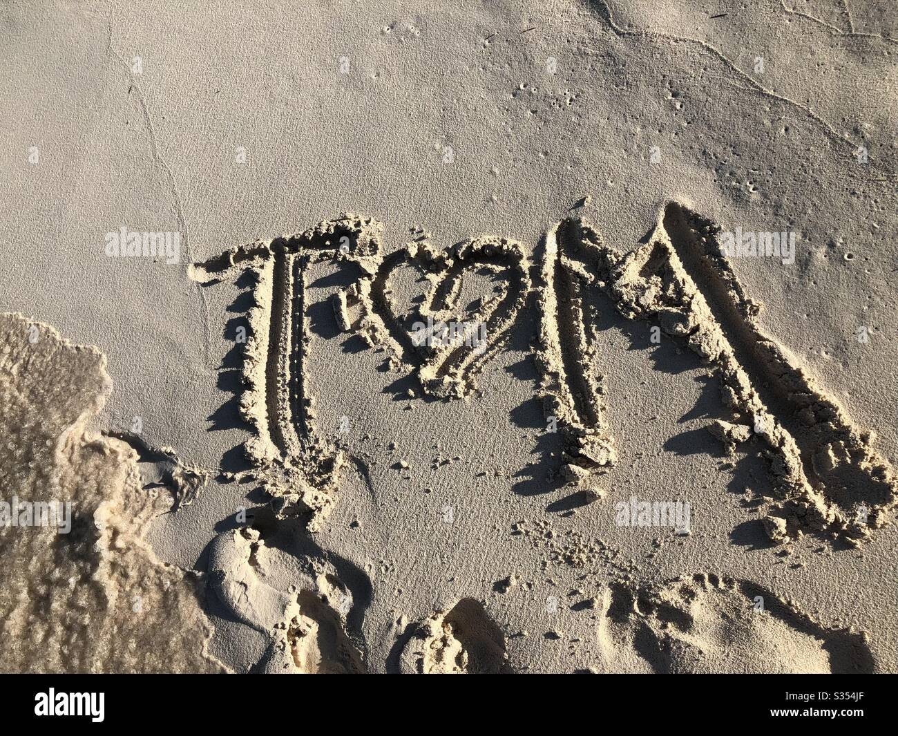 Message d'amour dans le sable Banque D'Images