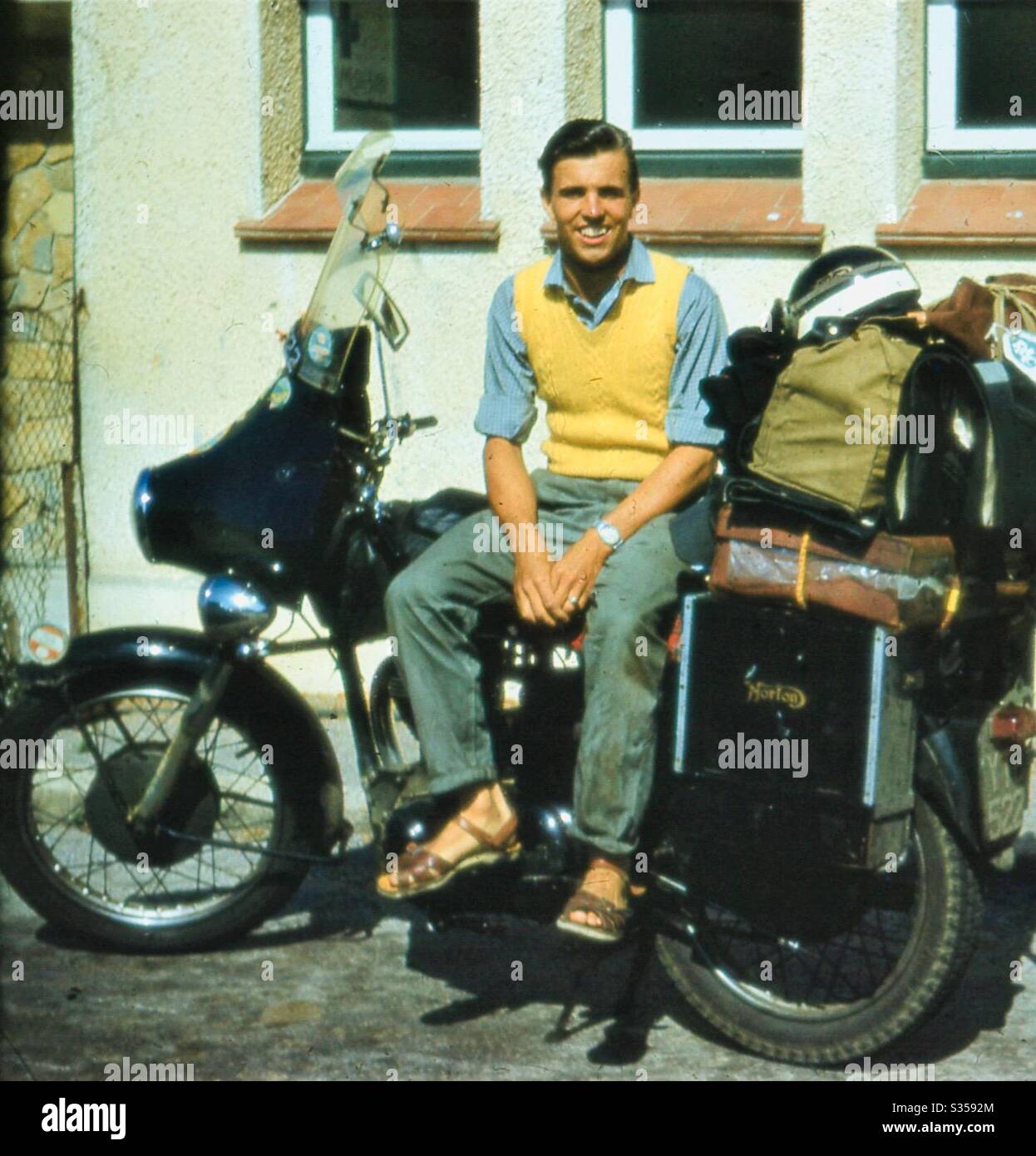 Photo vintage de l'homme sur moto Banque D'Images