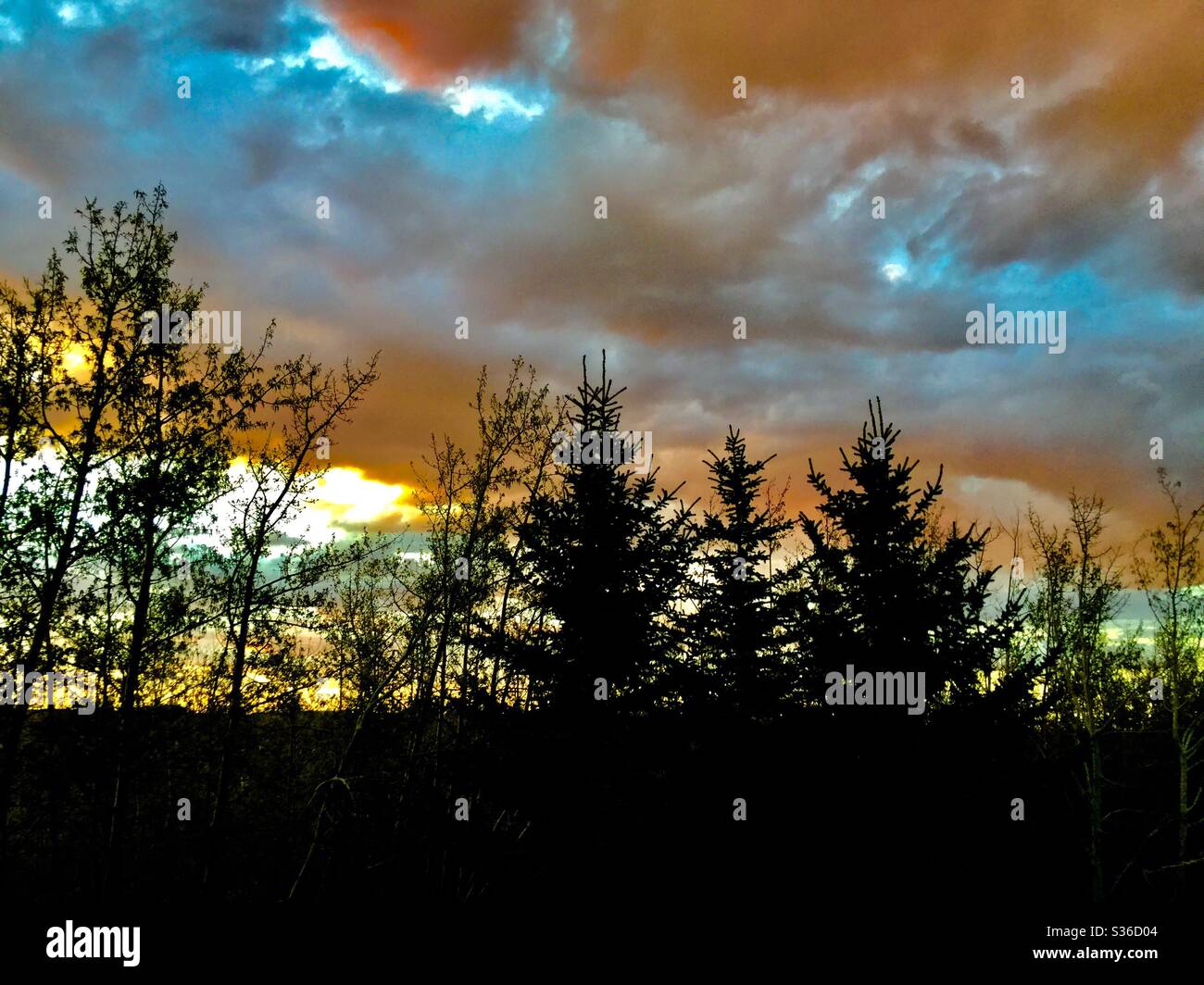 Calgary Sunset, le 18 mai 2020, Calgary (Alberta), Canada Banque D'Images