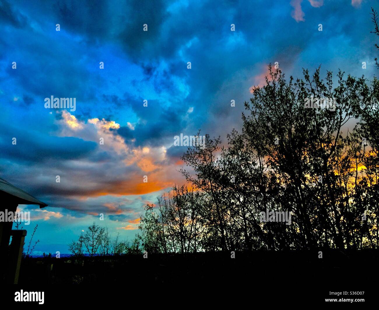 Calgary Sunset, le 18 mai 2020, Calgary (Alberta), Canada Banque D'Images