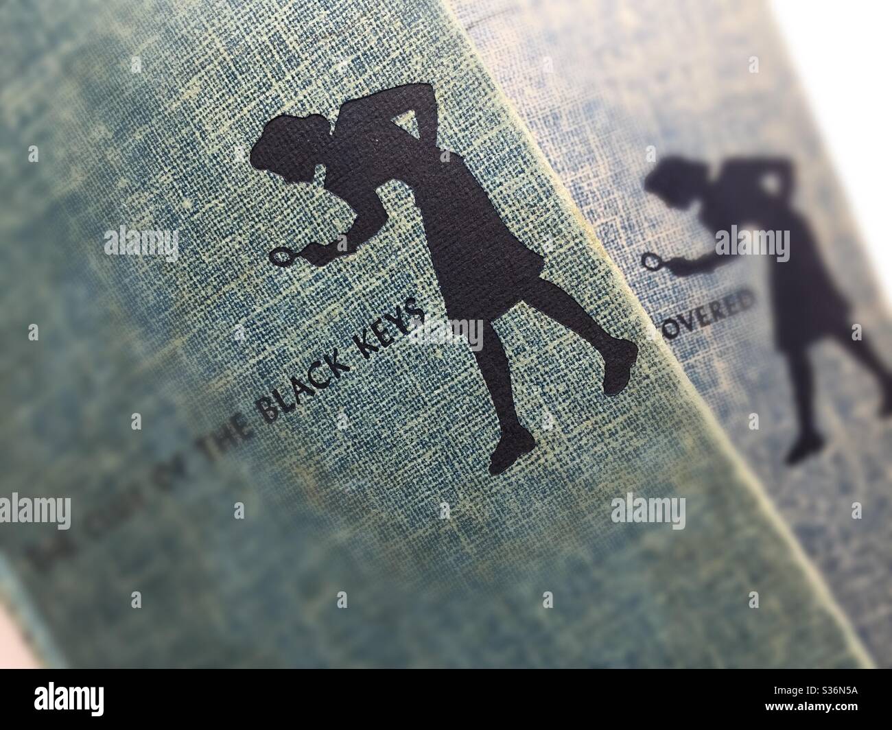 Couvertures de livre vintage de Nancy Drew Mystères, années 1950, USA - Image de stock capturée avec un smartphone