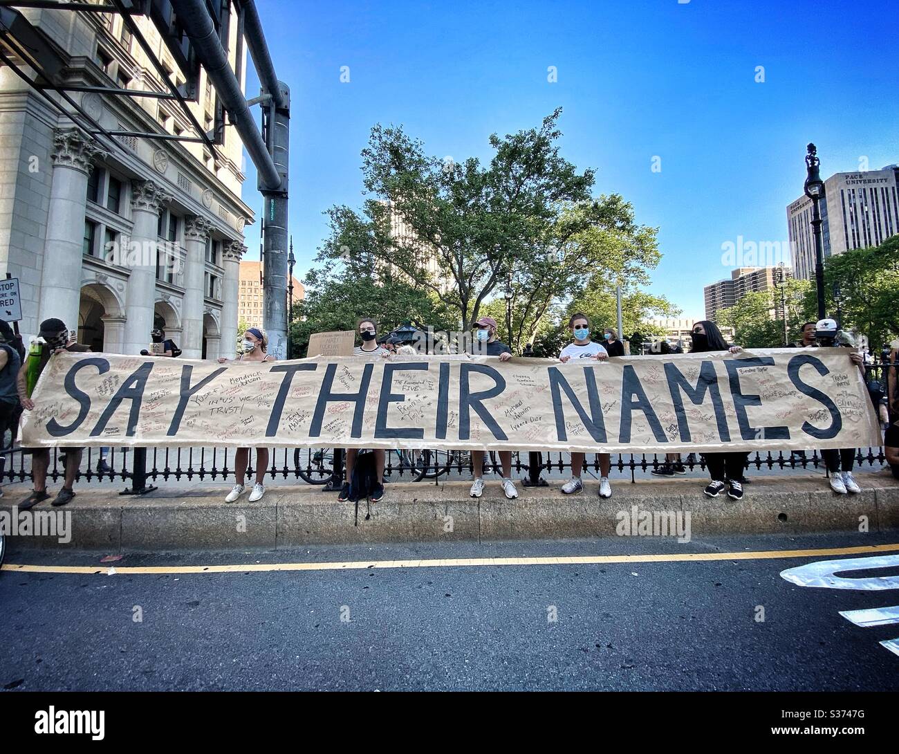 Un panneau à Black Lives Matter proteste march à New York. Banque D'Images