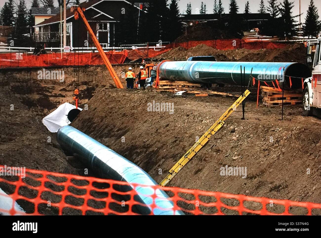 Construction de pipelines, Alberta, Canada, projet de livraison de West Path,boucle de pipelines,parallèle à la route 22,Cochrane,pipeline, Banque D'Images